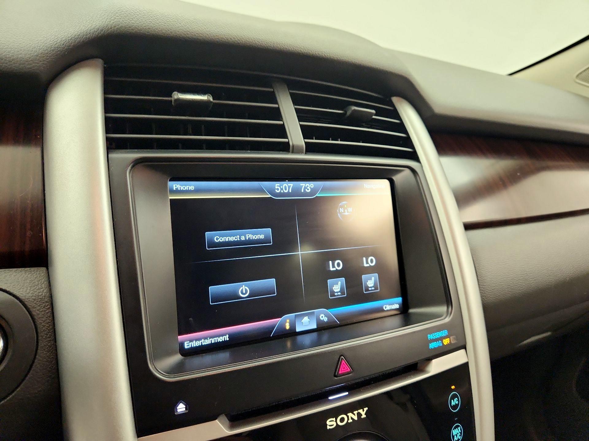 Thumbnail: 2013 Ford Edge - 15