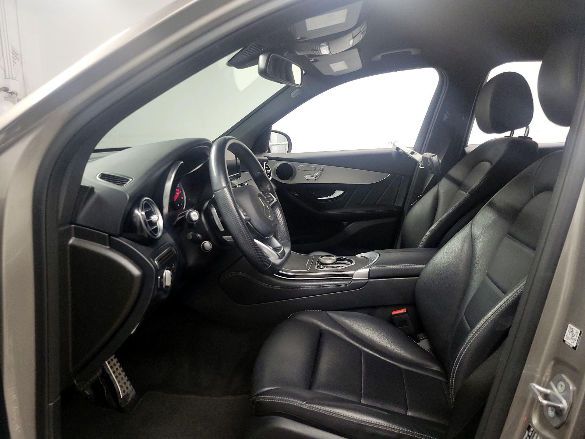 Thumbnail: 2019 Mercedes-Benz GLC - 11