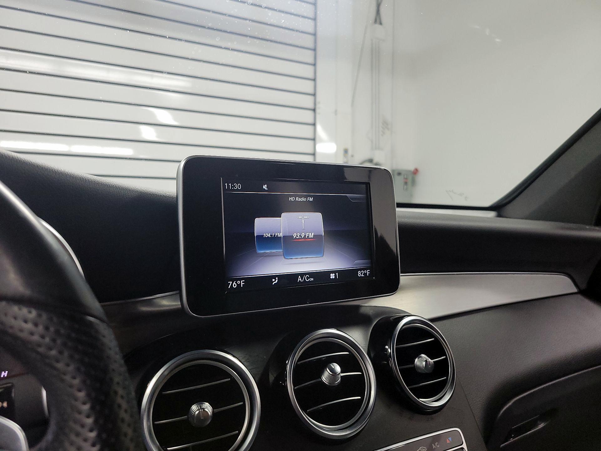 Thumbnail: 2019 Mercedes-Benz GLC - 15