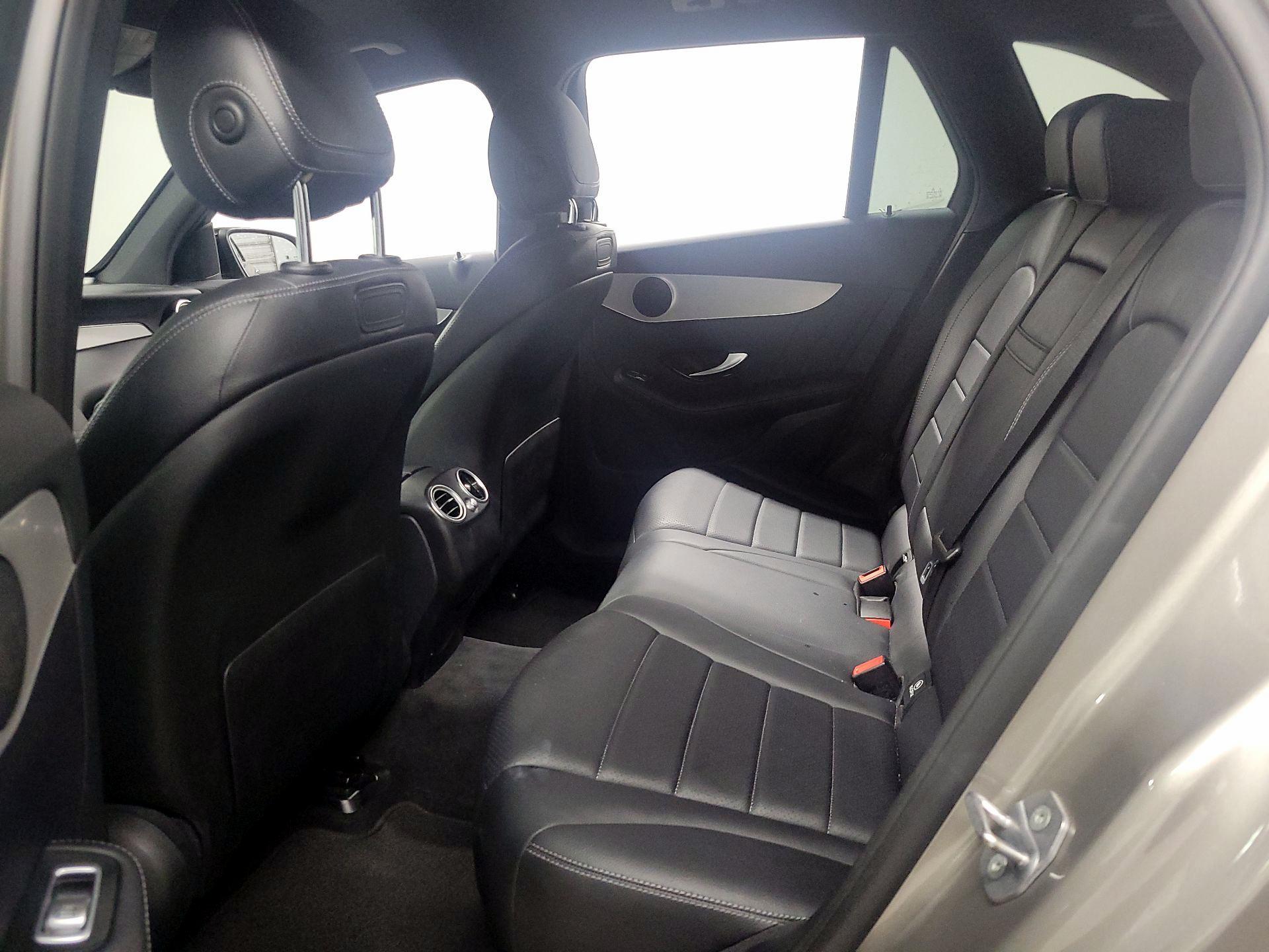 Thumbnail: 2019 Mercedes-Benz GLC - 19