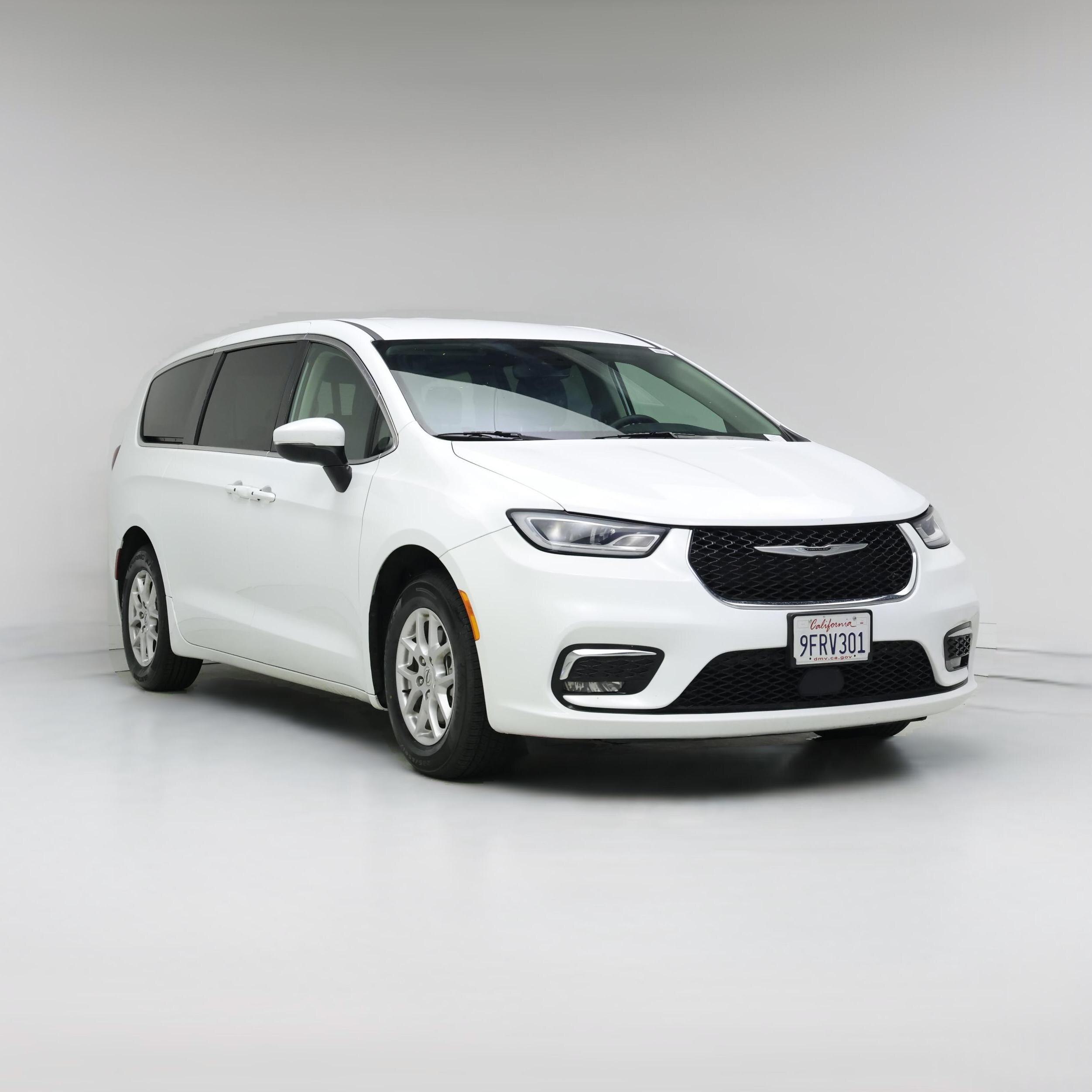 Thumbnail: 2023 Chrysler Pacifica - 1