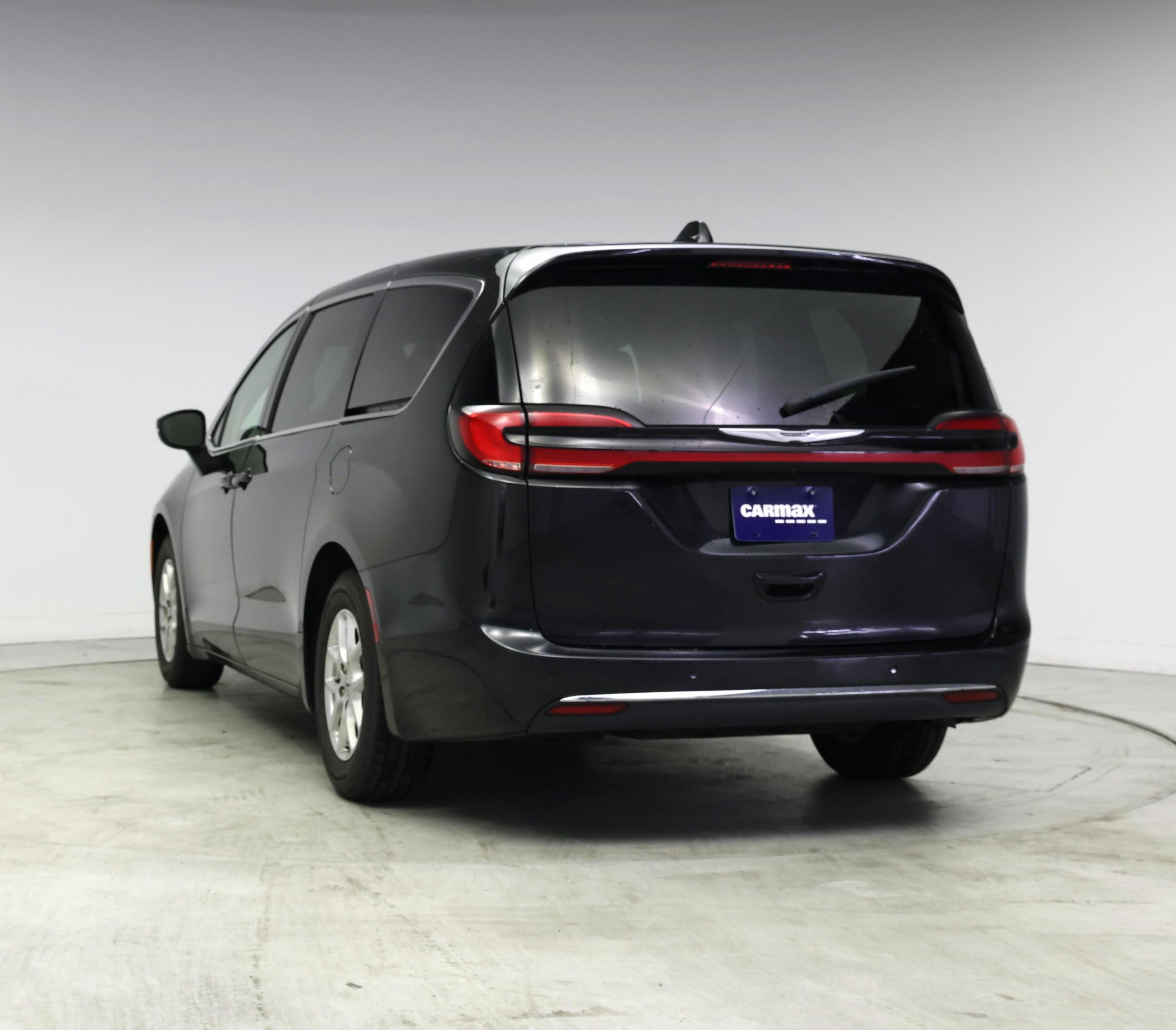 Thumbnail: 2023 Chrysler Pacifica - 2
