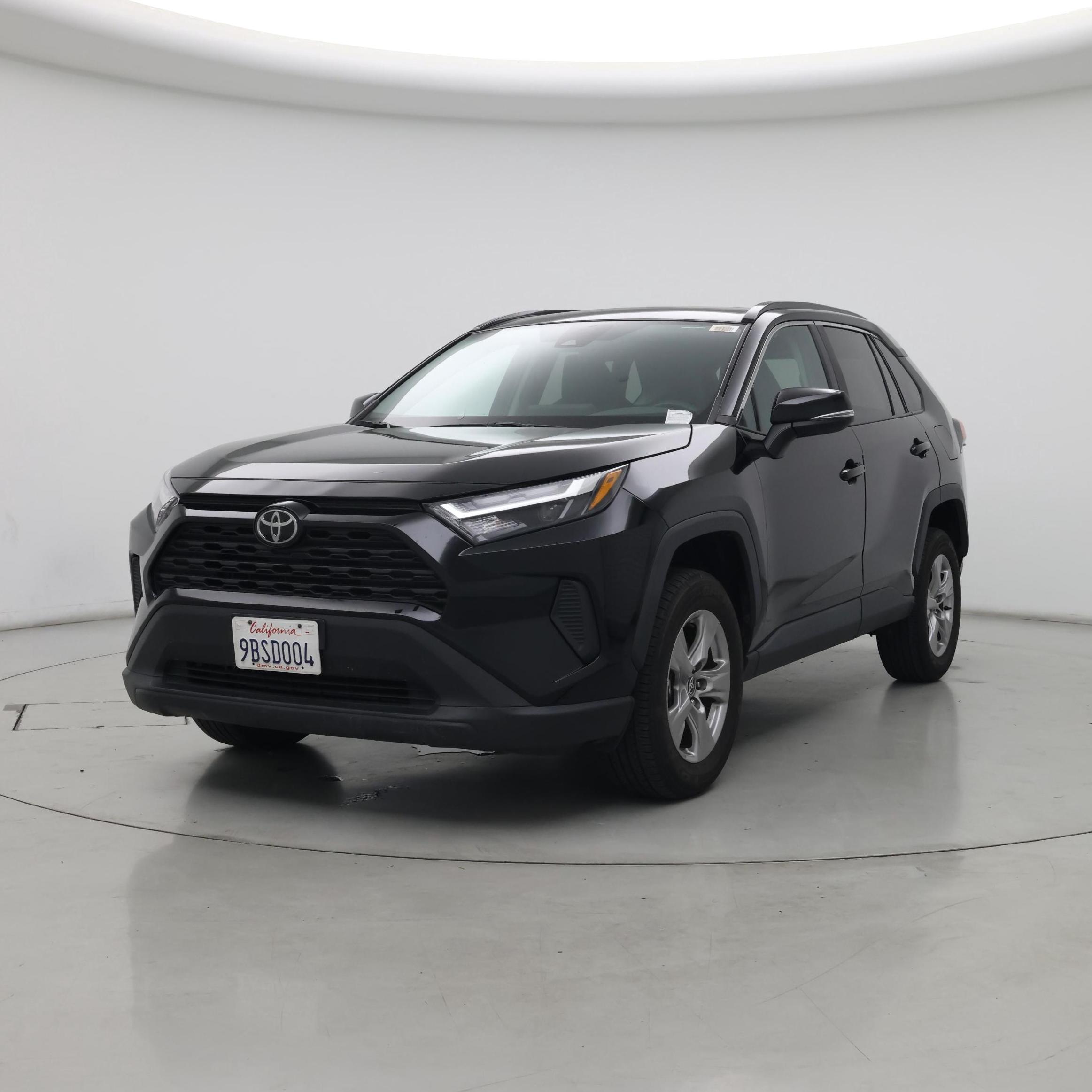Thumbnail: 2022 Toyota RAV4 - 4
