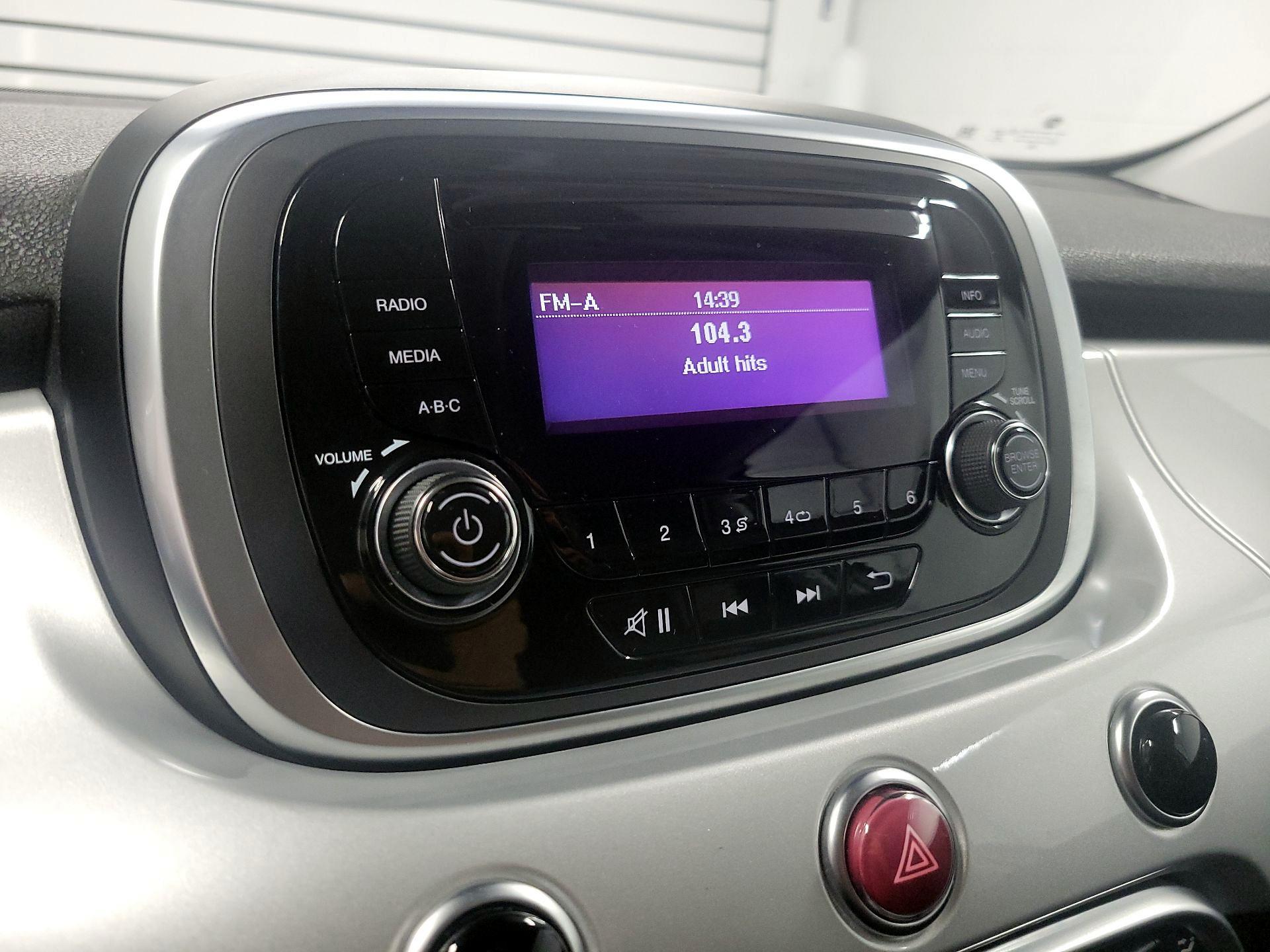 Thumbnail: 2016 Fiat 500X - 13