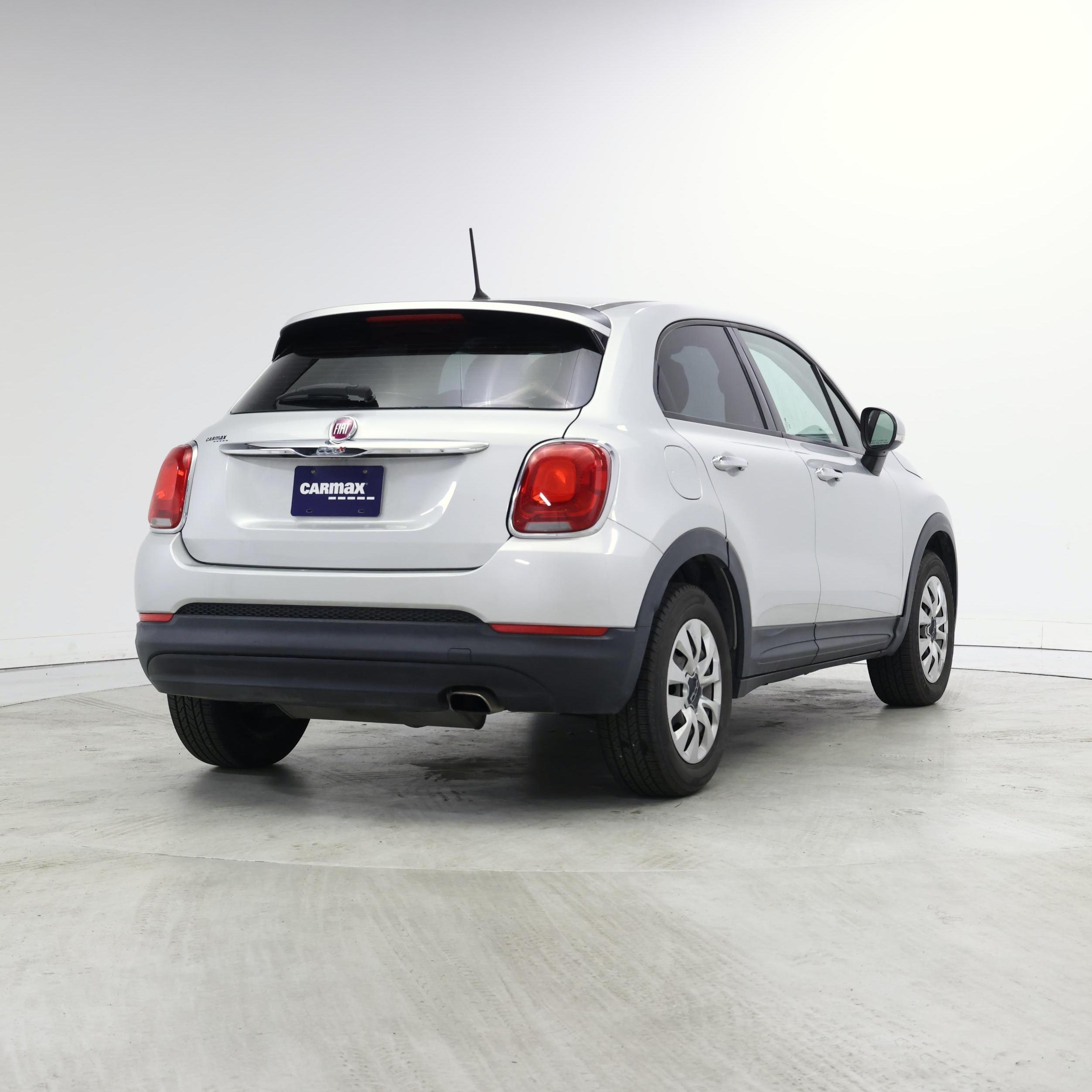 Thumbnail: 2016 Fiat 500X - 8