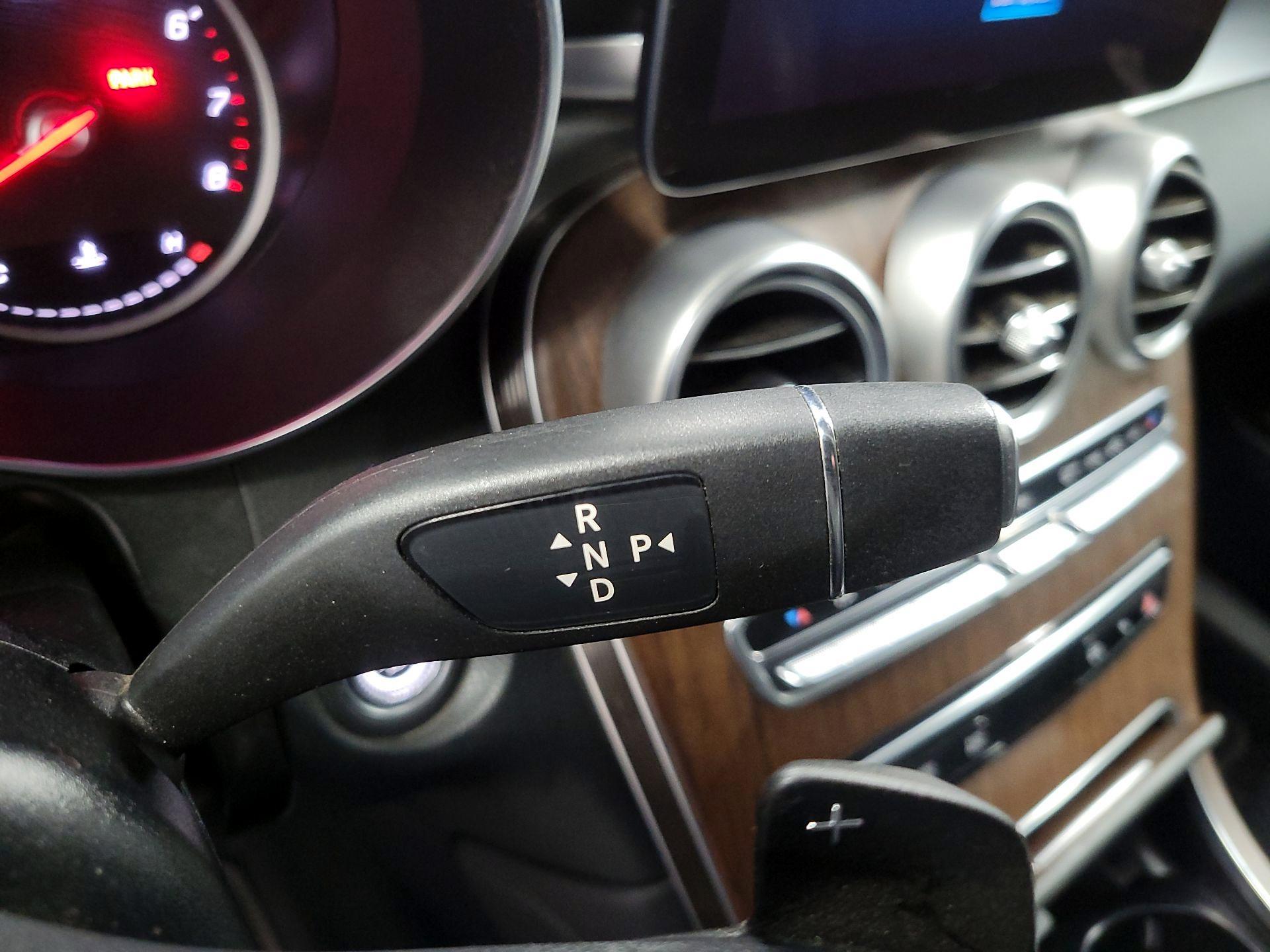 Thumbnail: 2020 Mercedes-Benz GLC - 17