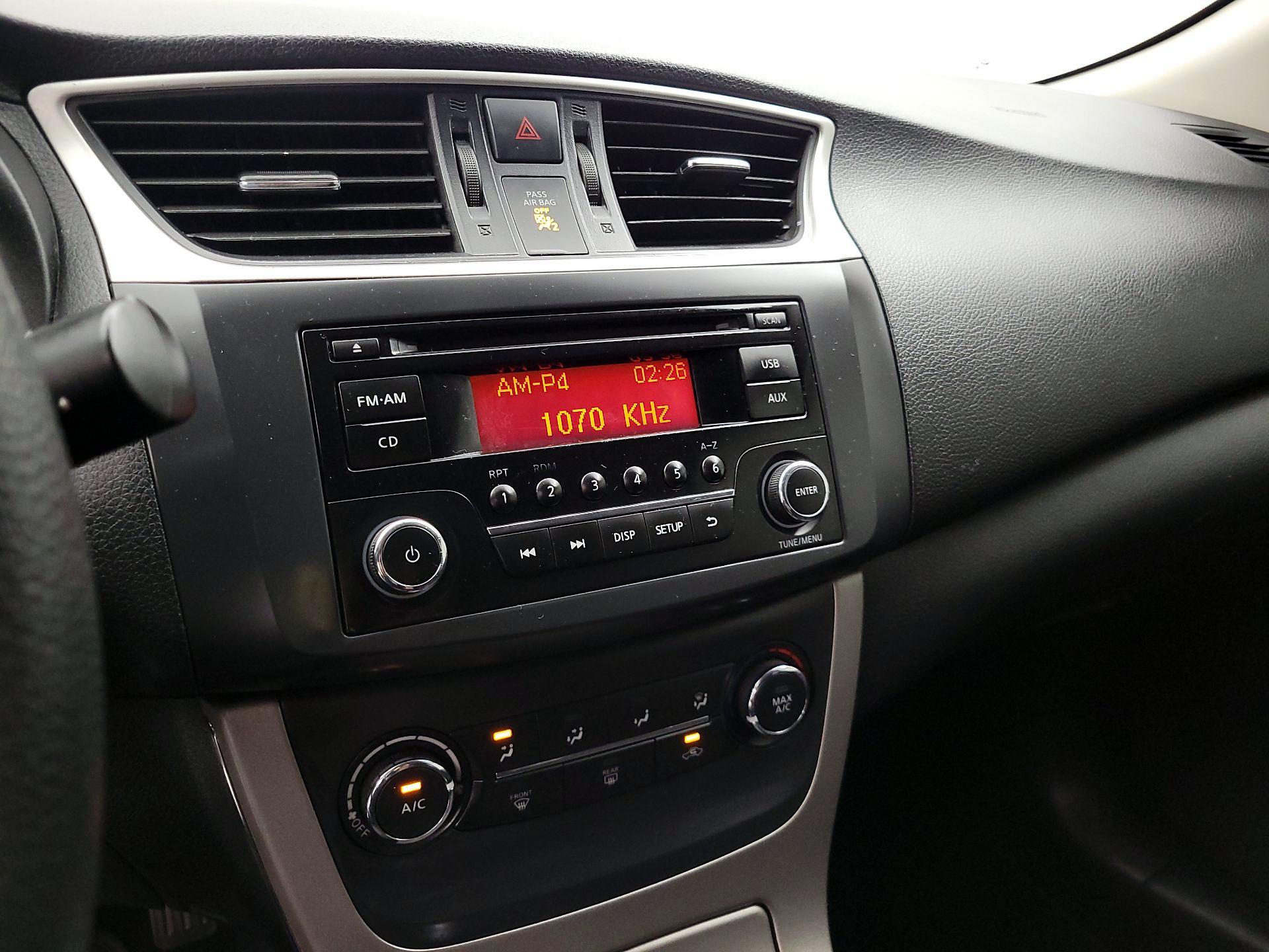 Thumbnail: 2015 Nissan Sentra - 14
