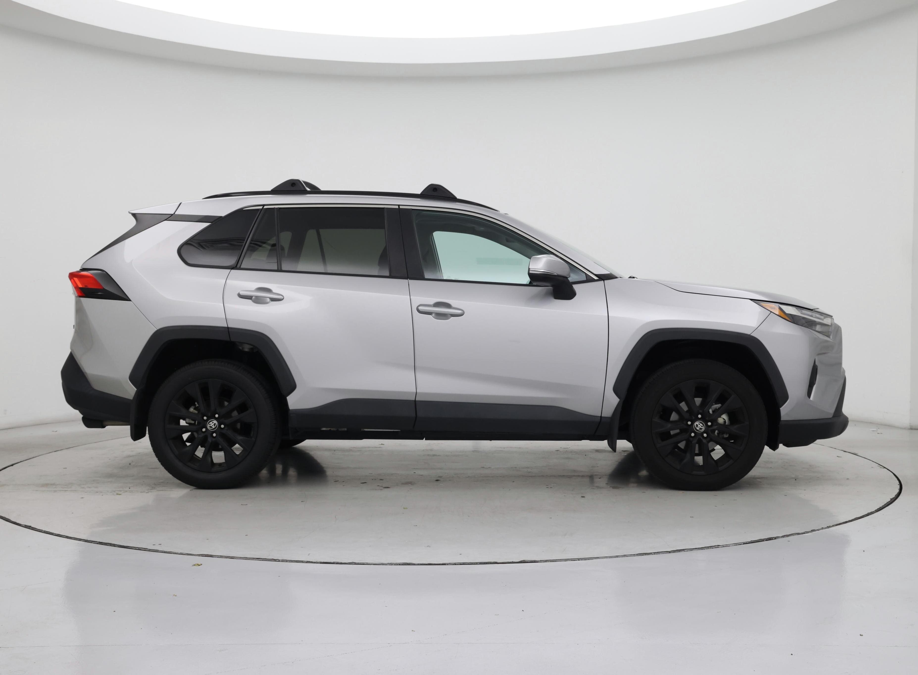 Thumbnail: 2022 Toyota RAV4 - 7