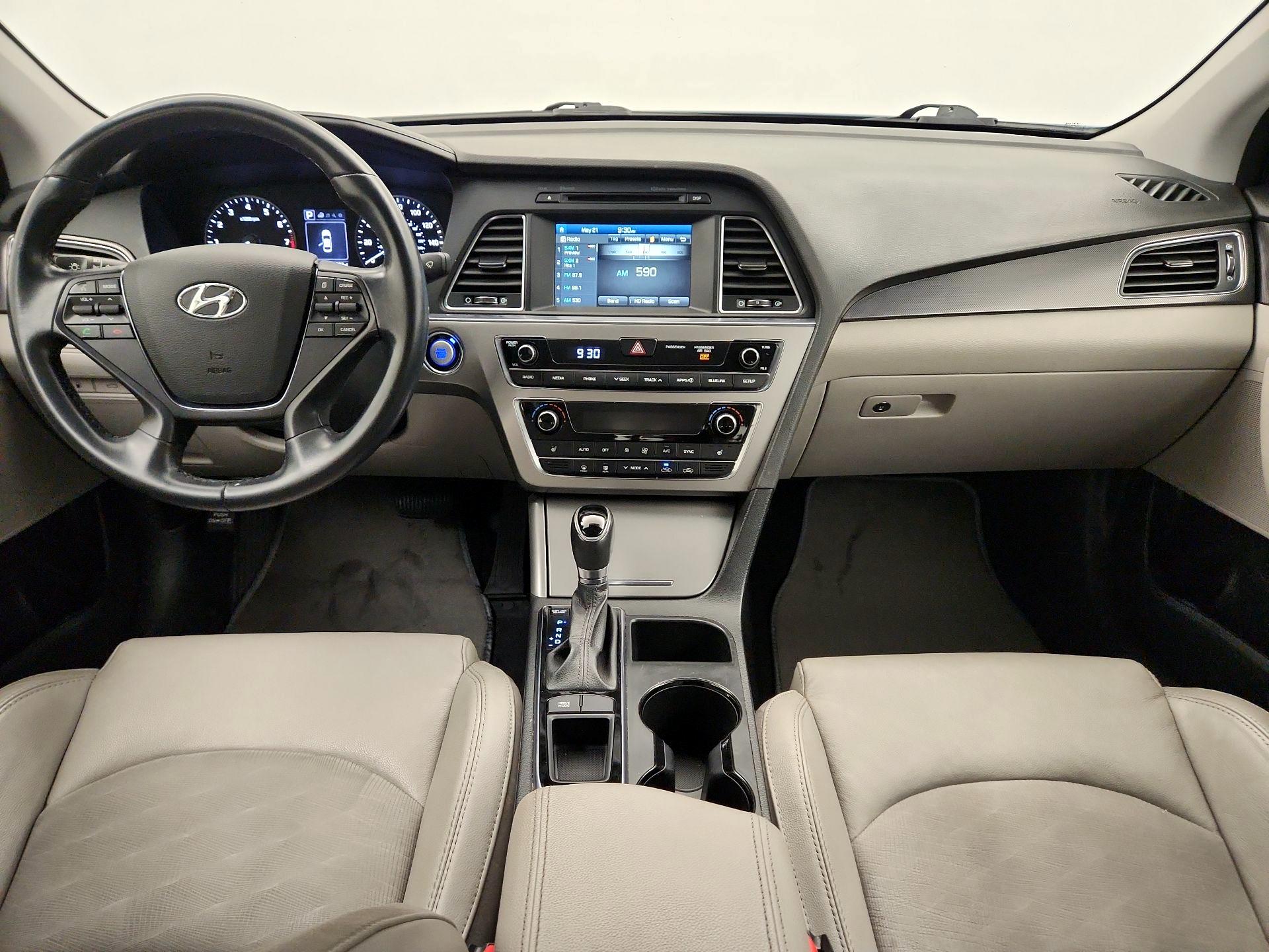 Thumbnail: 2016 Hyundai Sonata - 9