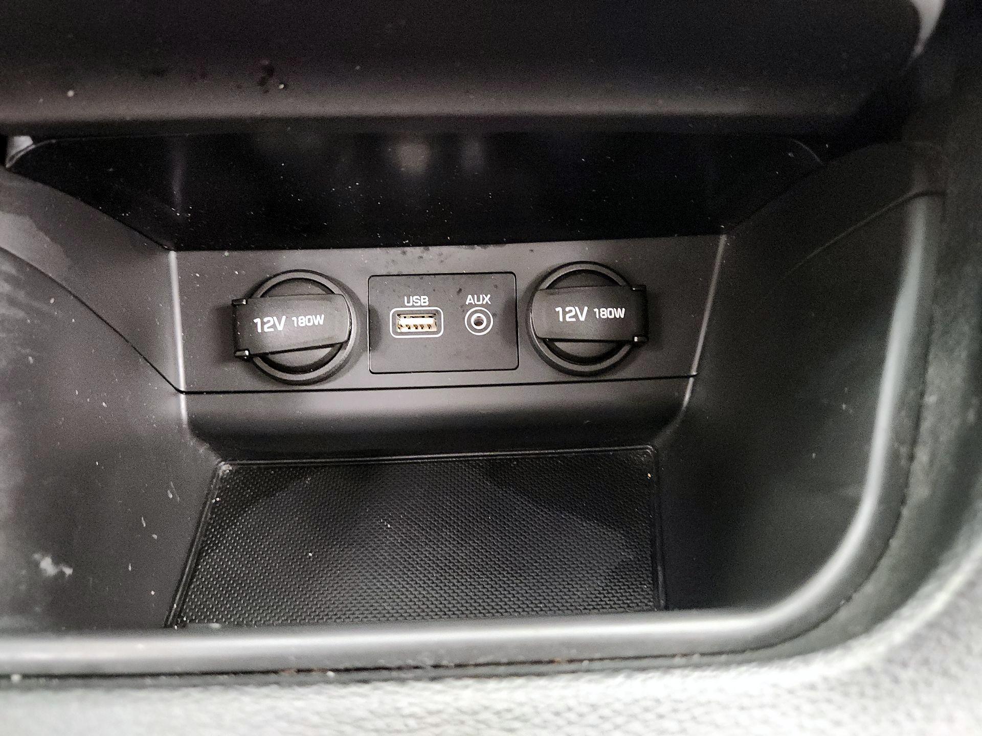 Thumbnail: 2016 Hyundai Sonata - 18