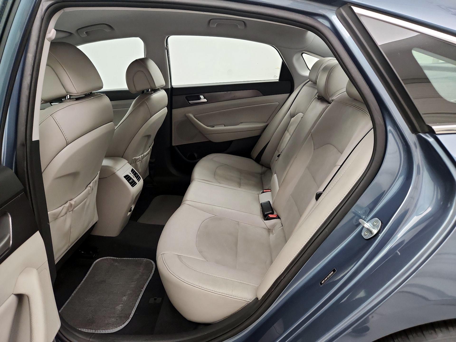 Thumbnail: 2016 Hyundai Sonata - 19