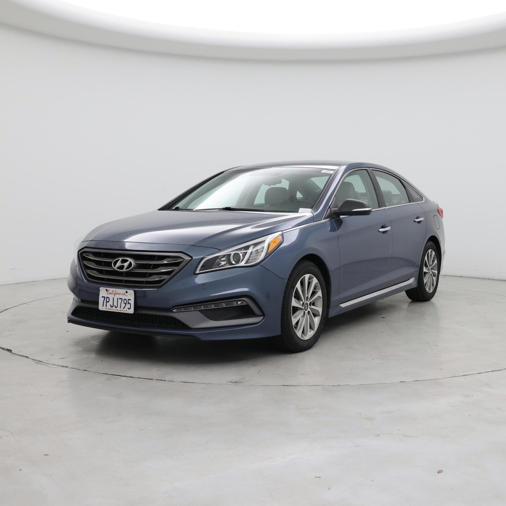 Thumbnail: 2016 Hyundai Sonata - 4
