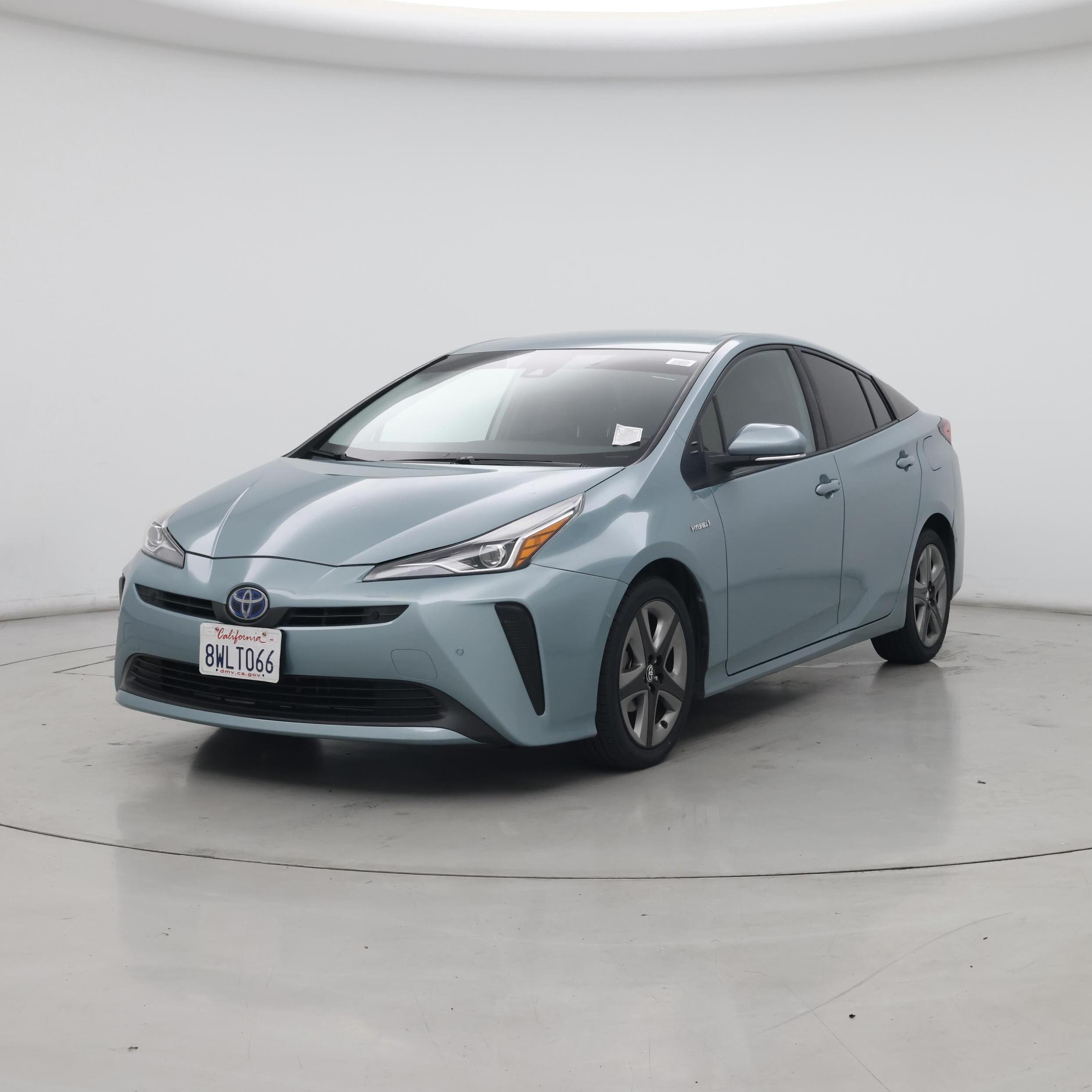 Thumbnail: 2021 Toyota Prius - 4