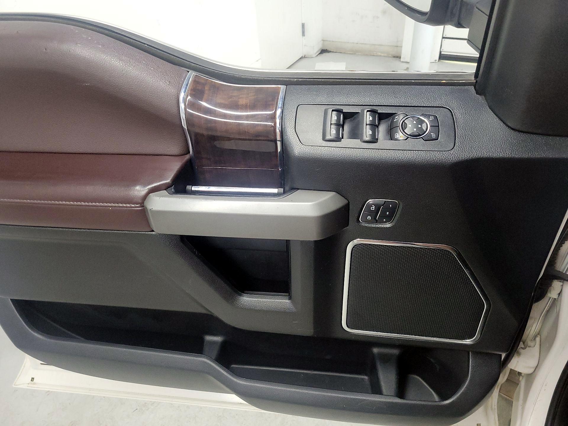 Thumbnail: 2015 Ford F-150 - 12