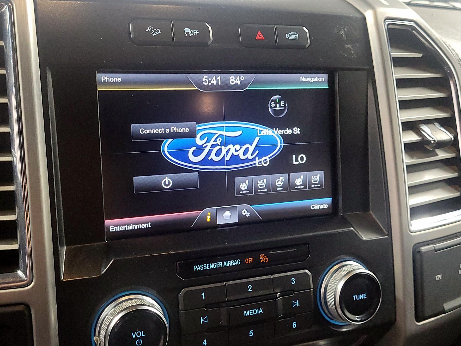 Thumbnail: 2015 Ford F-150 - 13