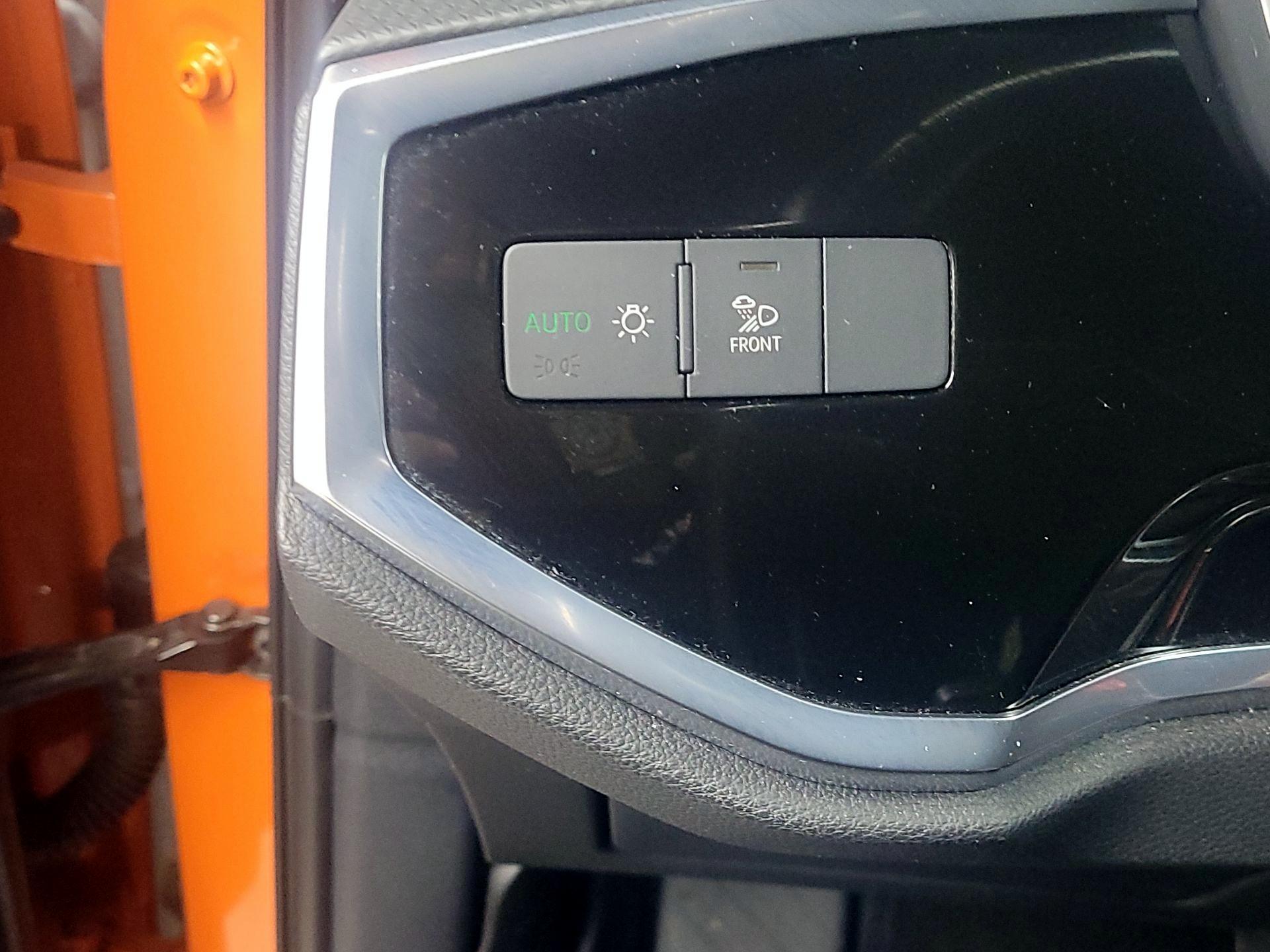 Thumbnail: 2023 Audi Q3 - 13