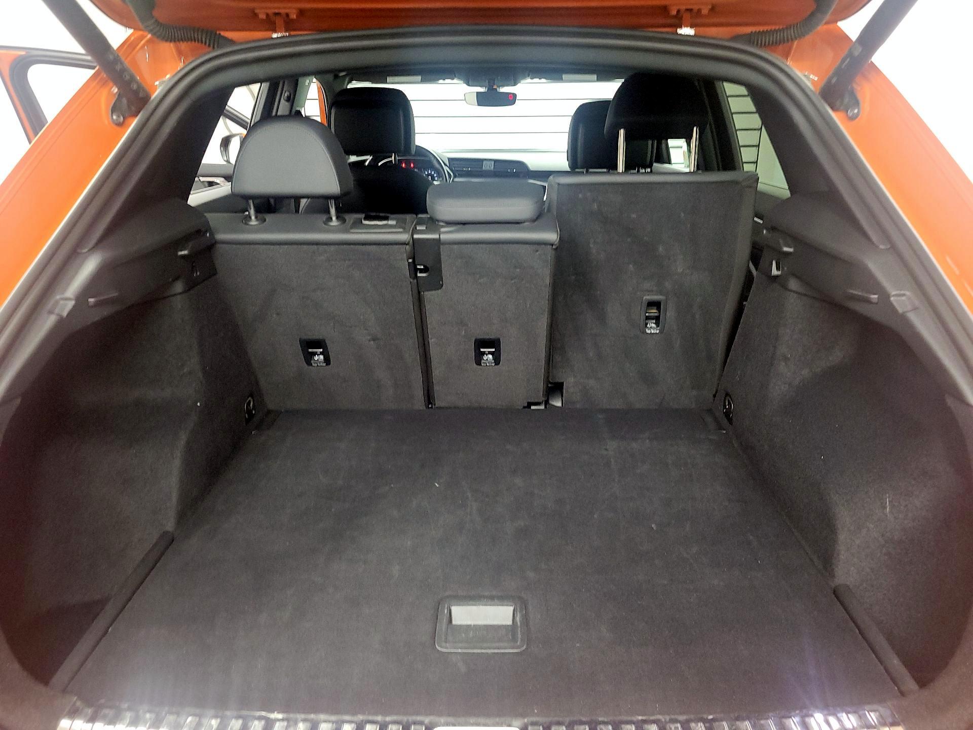 Thumbnail: 2023 Audi Q3 - 19