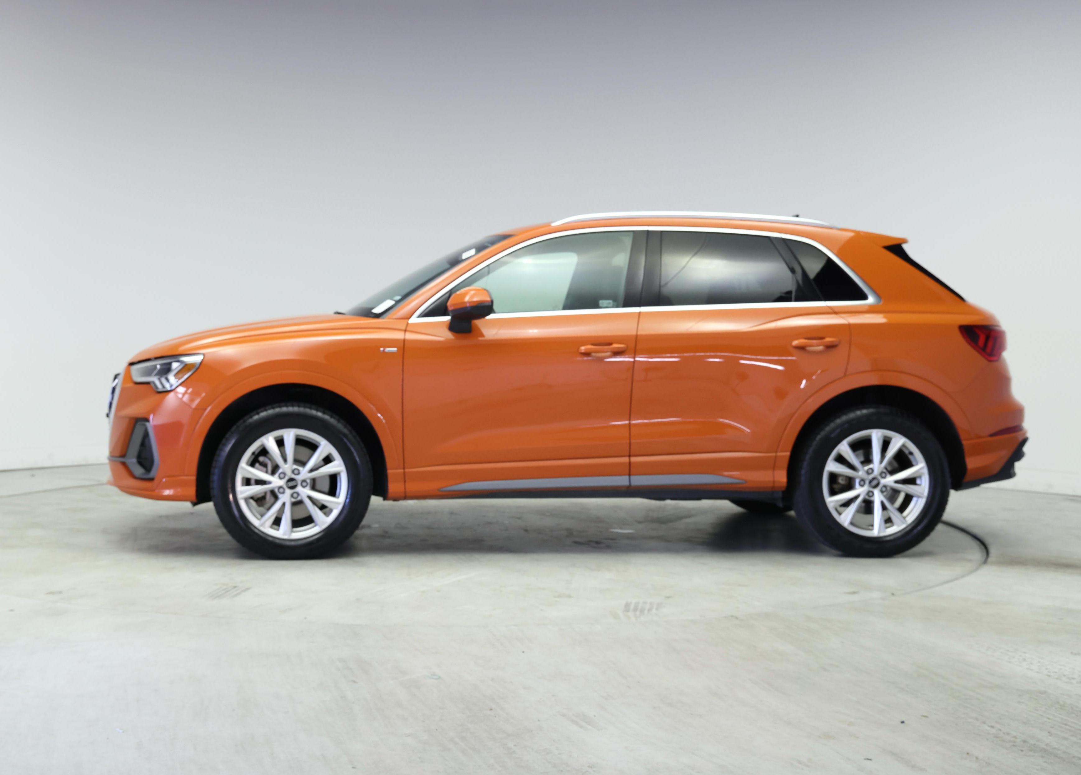 Thumbnail: 2023 Audi Q3 - 3