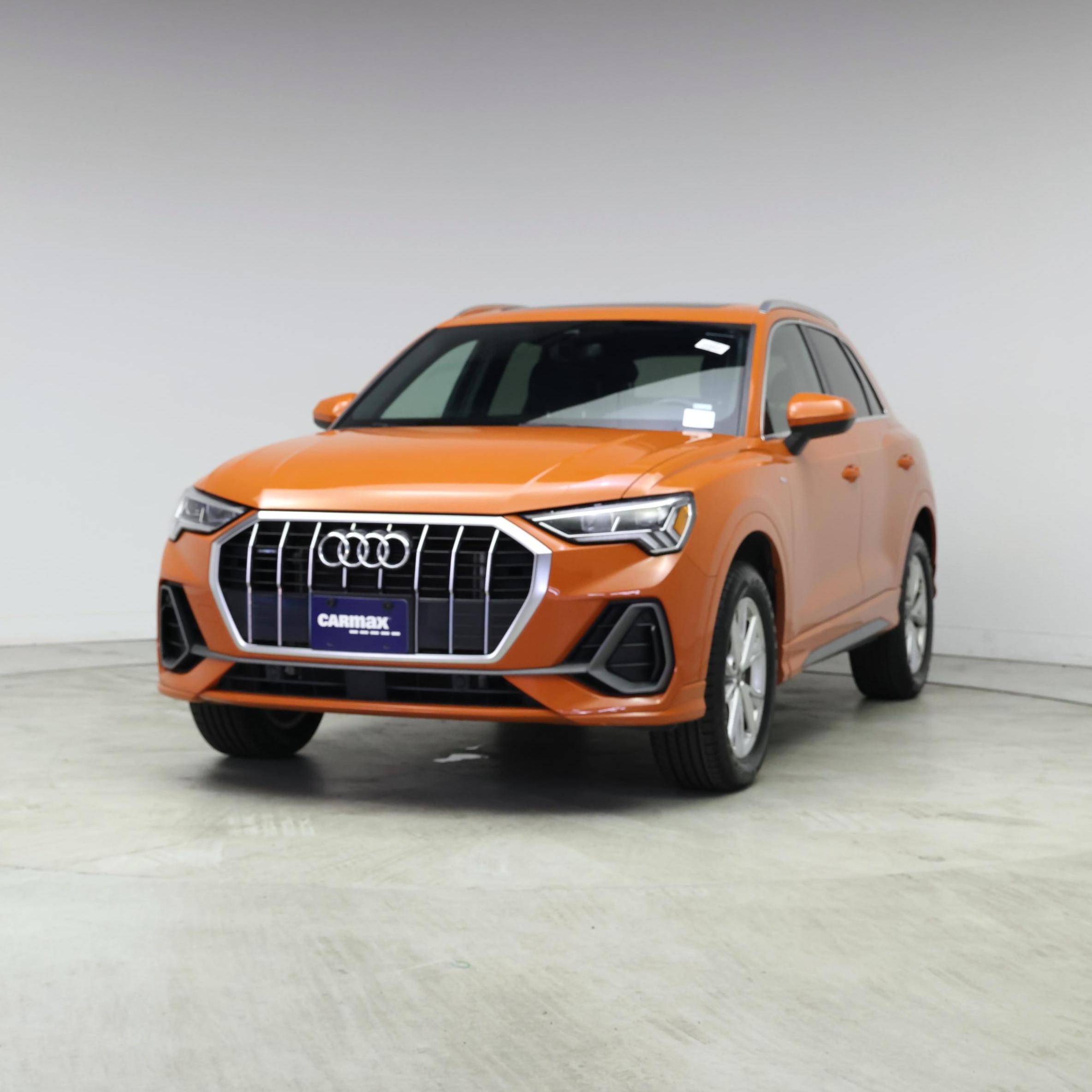 Thumbnail: 2023 Audi Q3 - 4