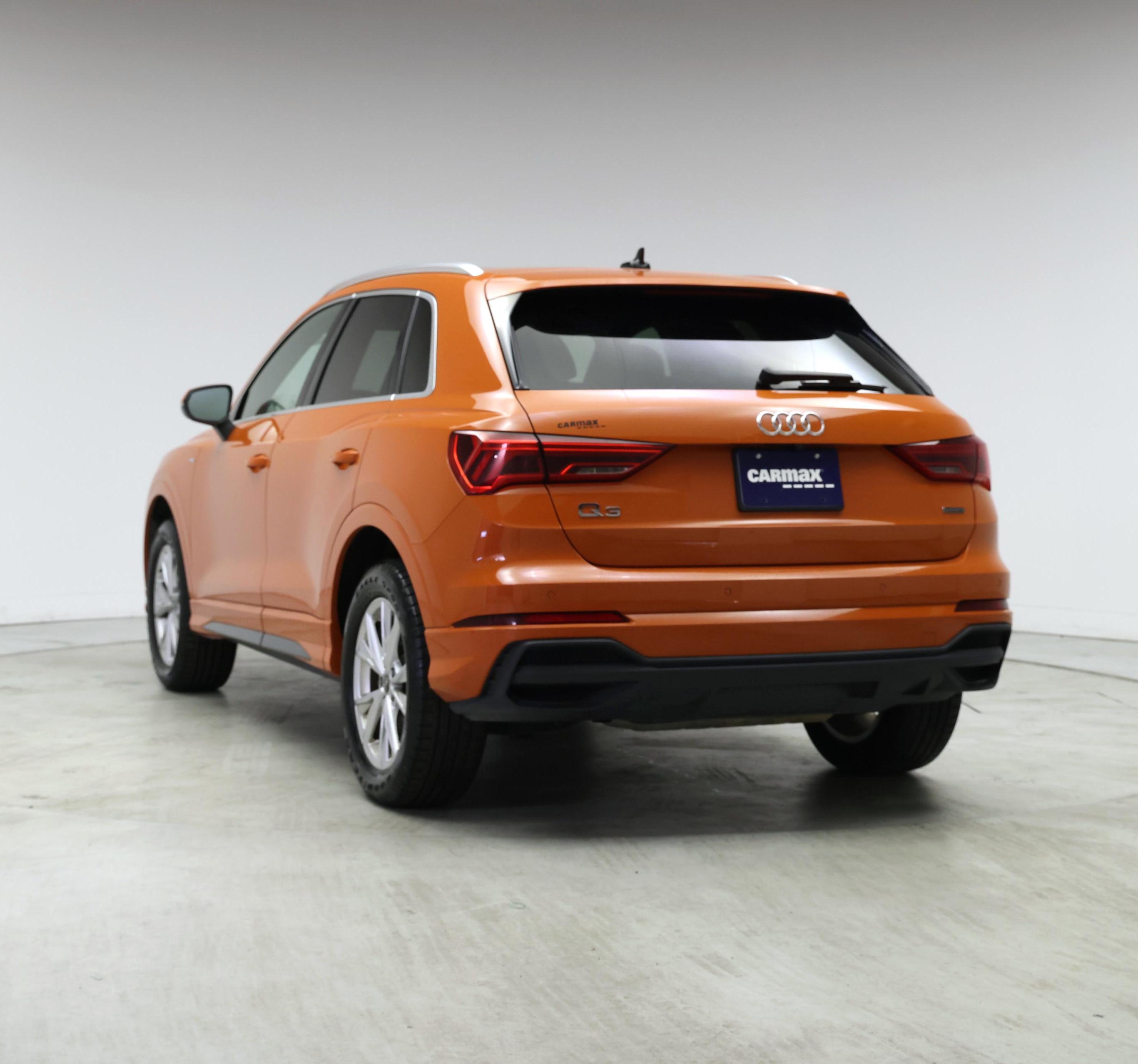 Thumbnail: 2023 Audi Q3 - 6