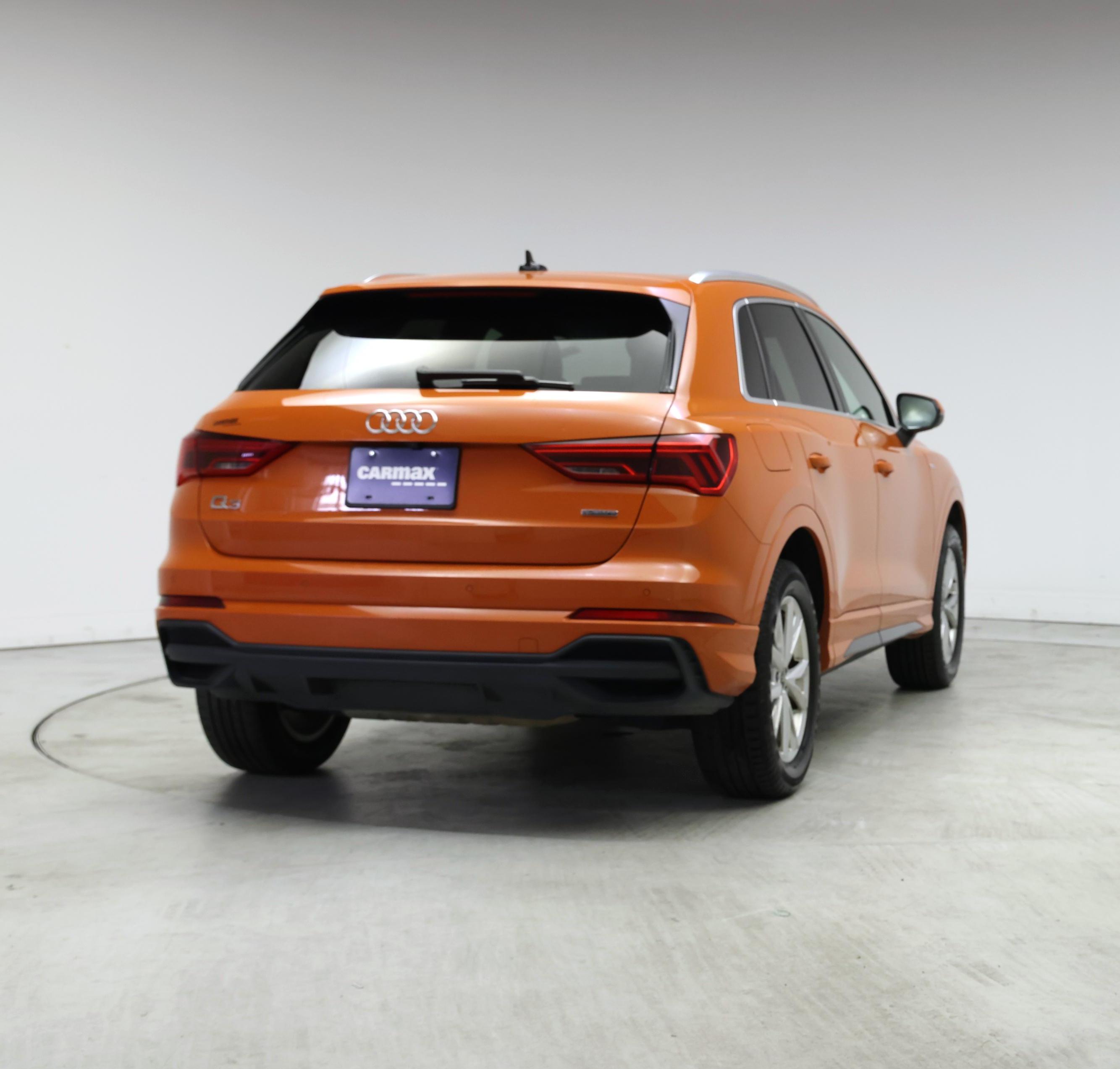 Thumbnail: 2023 Audi Q3 - 8