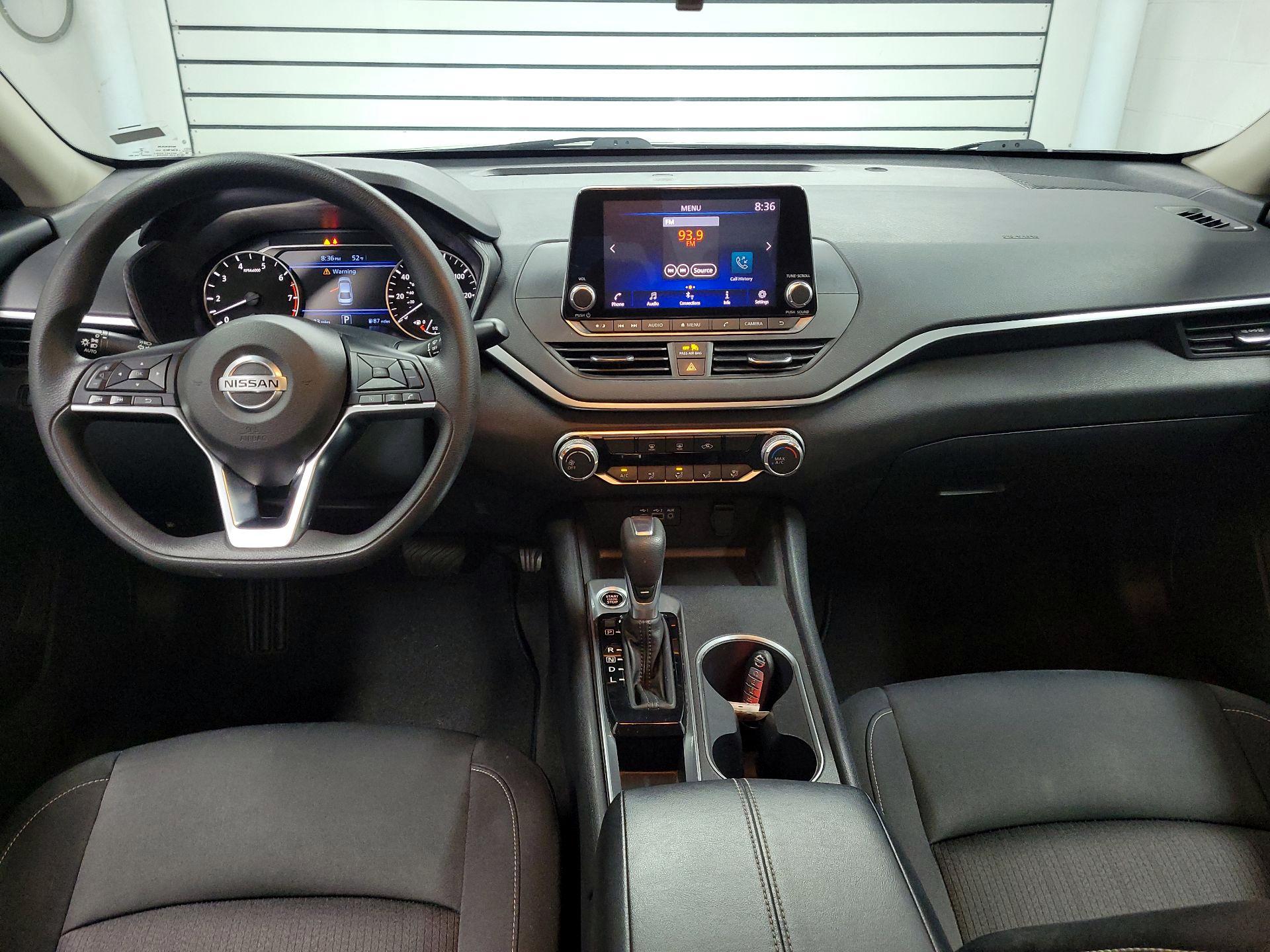 Thumbnail: 2022 Nissan Altima - 9