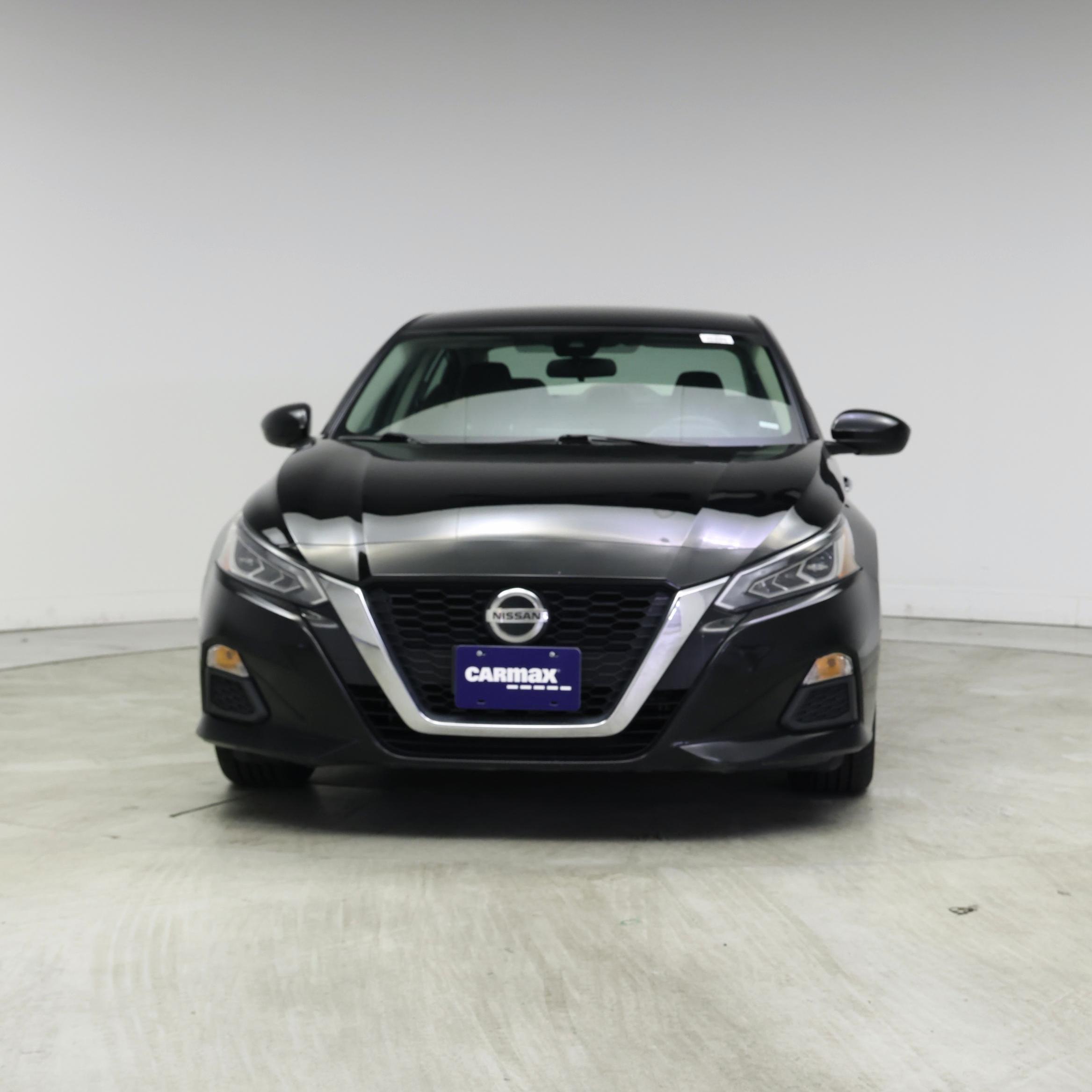 Thumbnail: 2022 Nissan Altima - 5