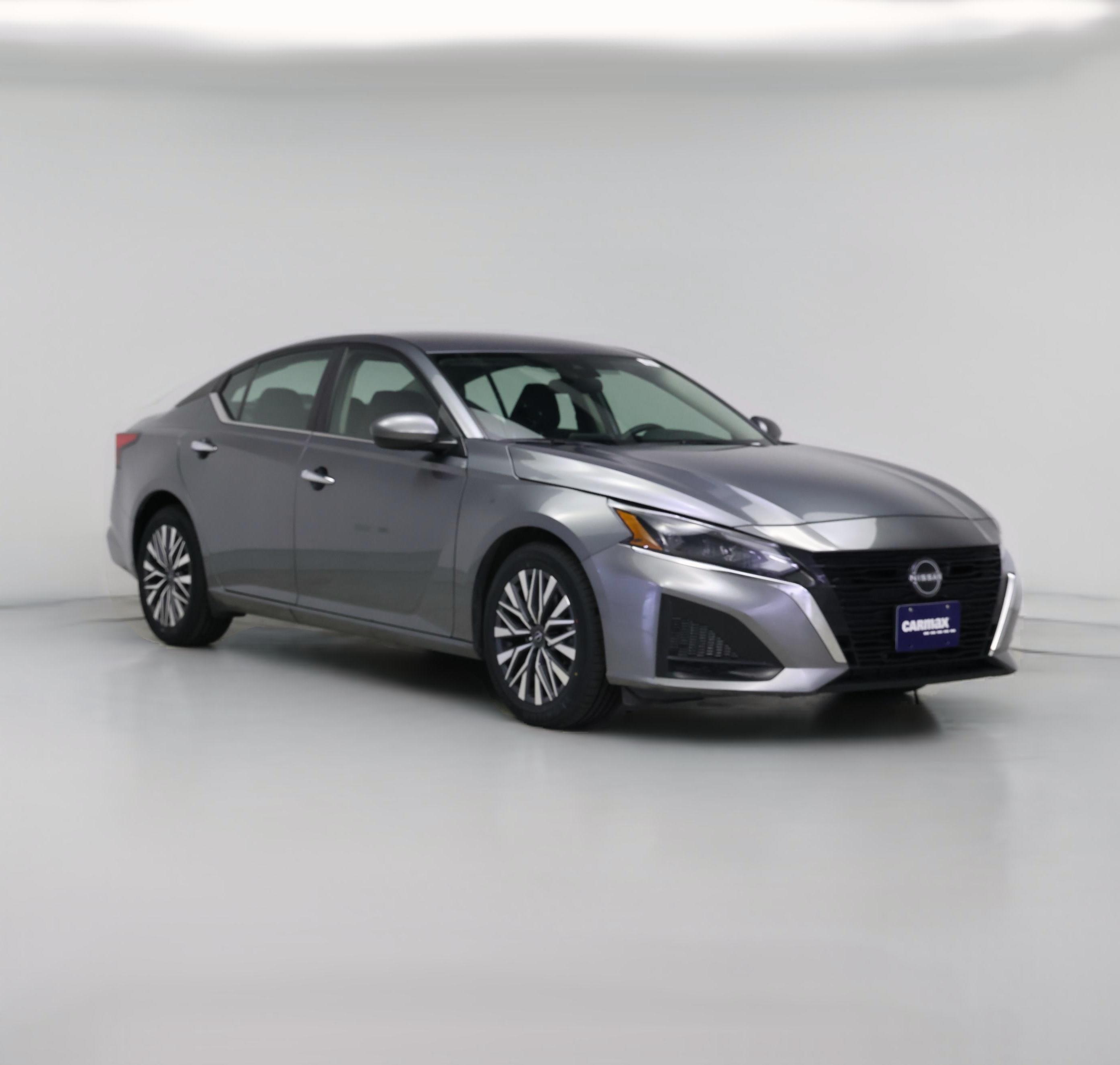 Thumbnail: 2023 Nissan Altima - 1