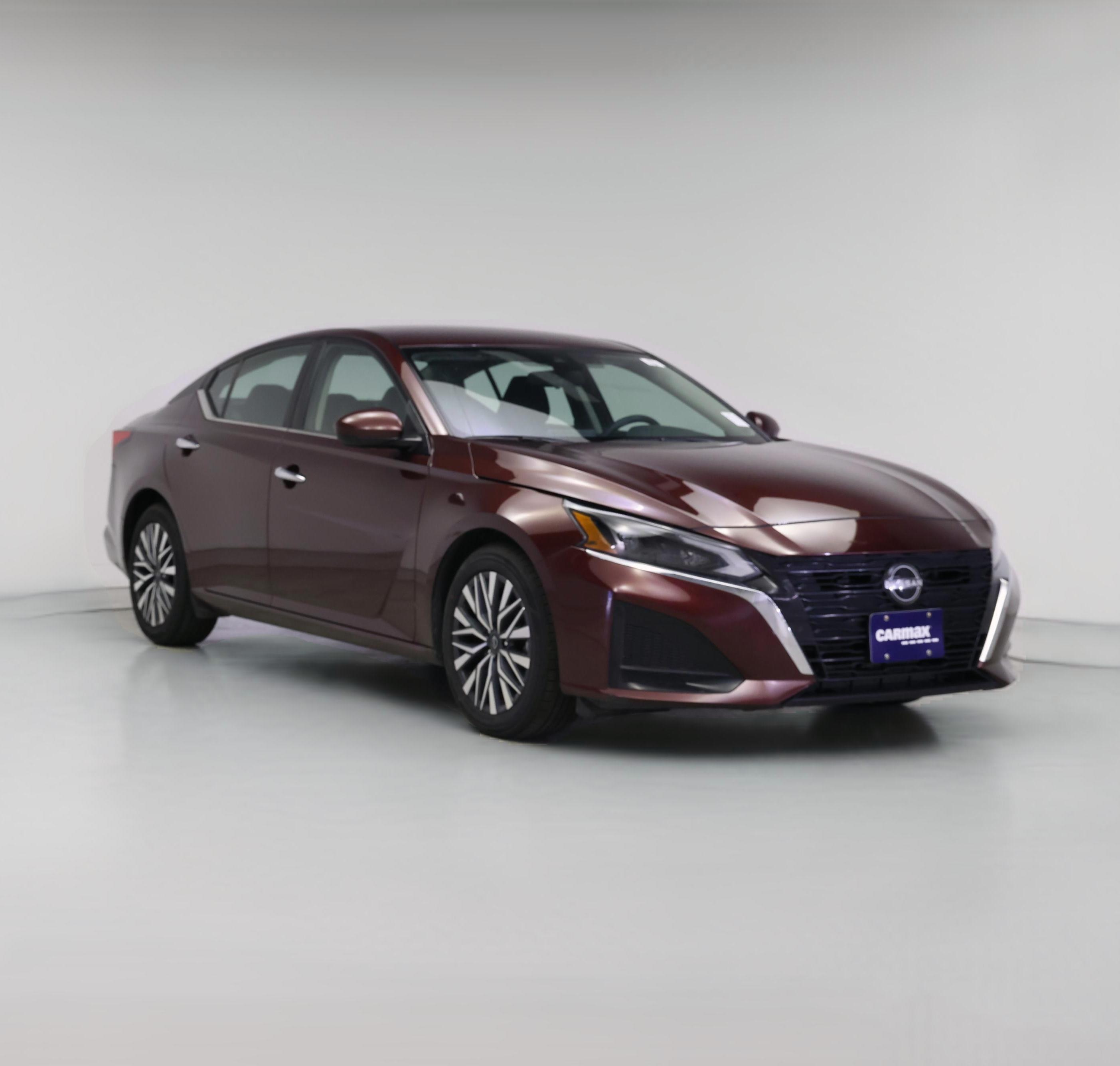 Thumbnail: 2023 Nissan Altima - 1