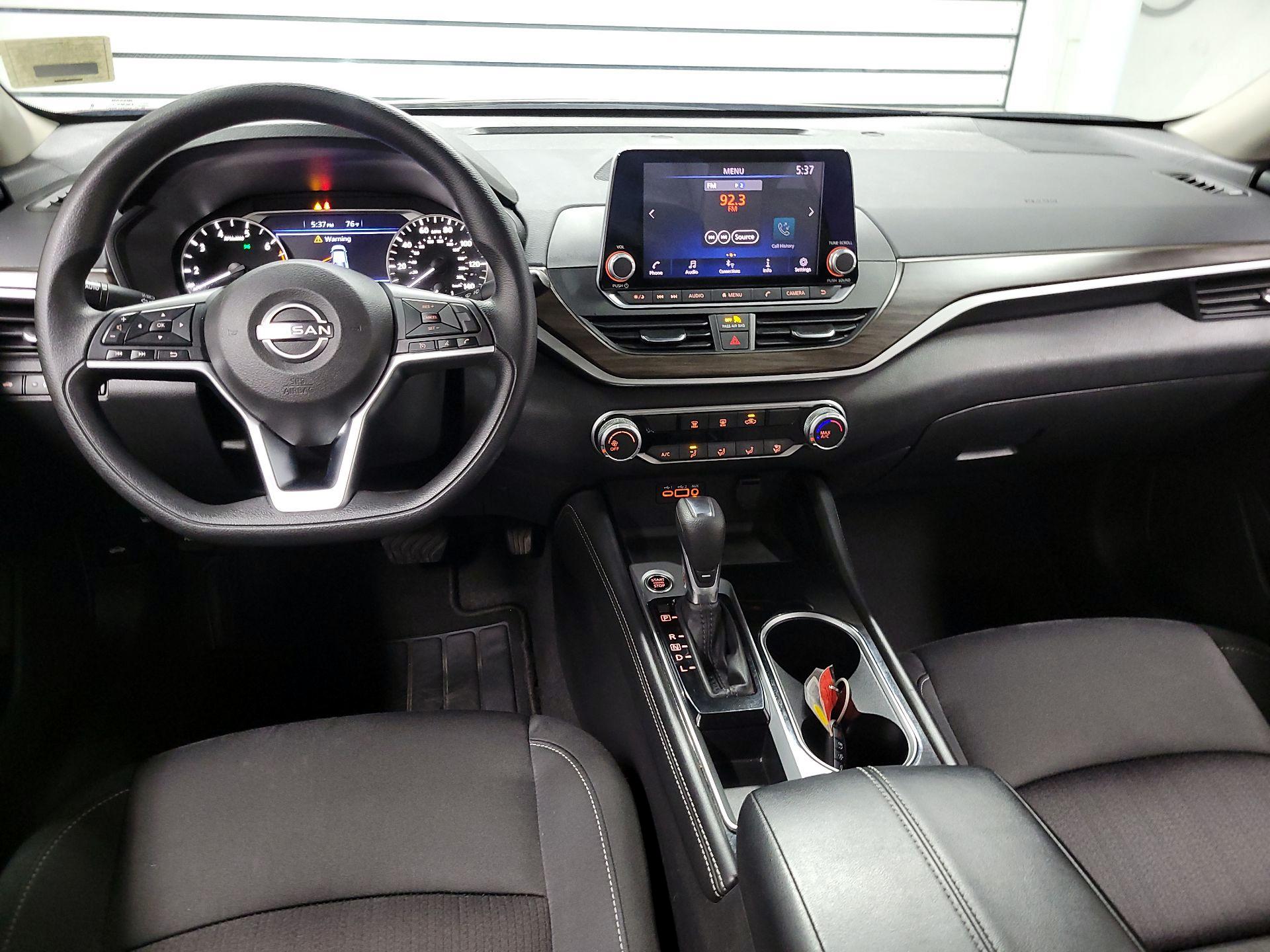 Thumbnail: 2023 Nissan Altima - 9