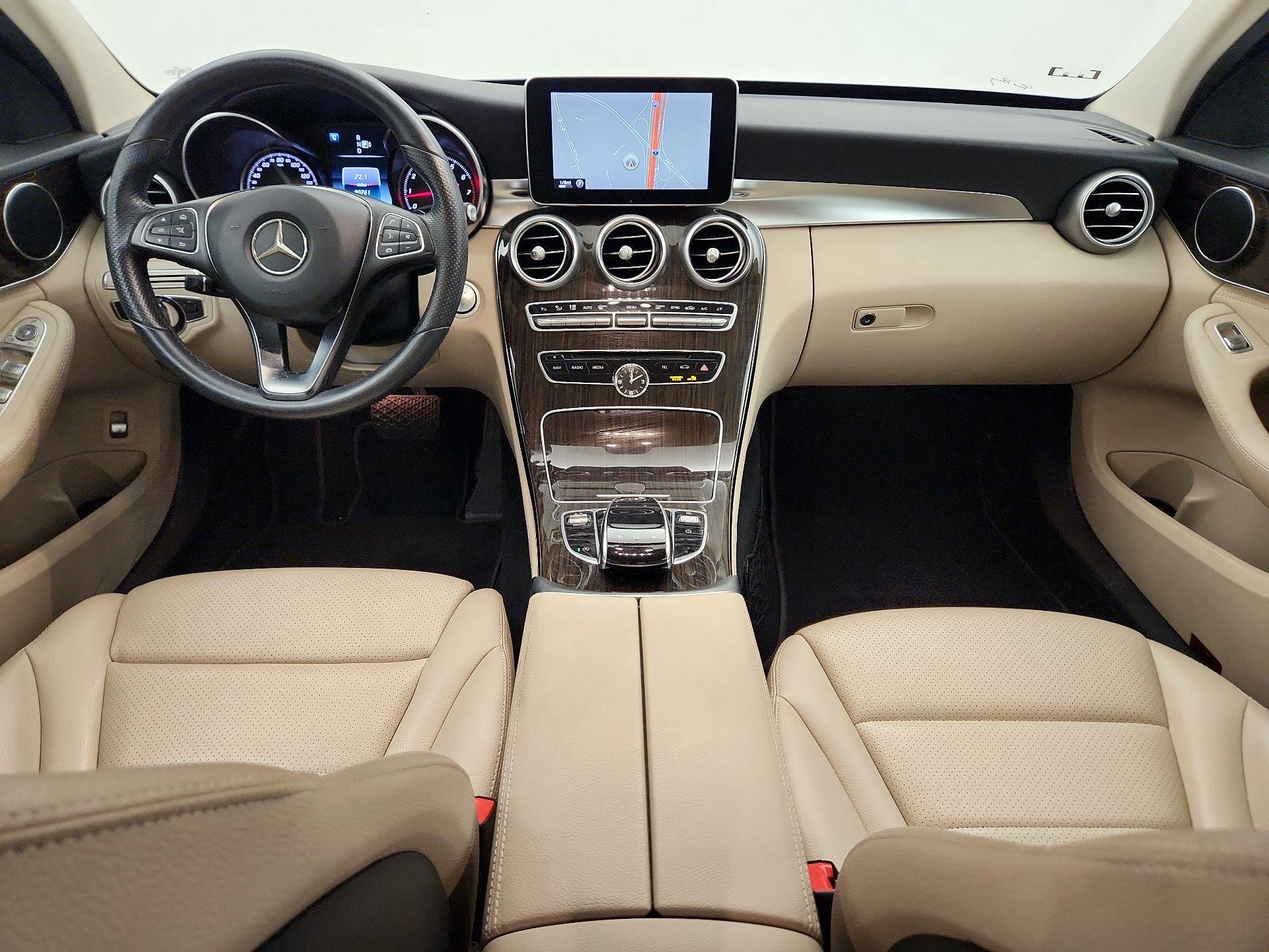 Thumbnail: 2015 Mercedes-Benz C-Class - 9