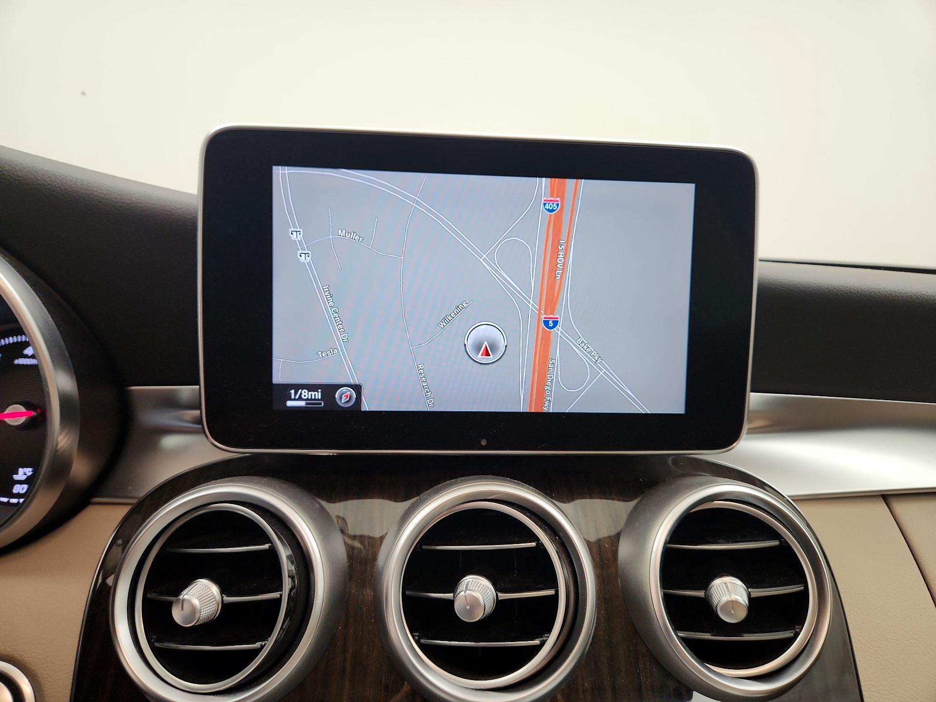 Thumbnail: 2015 Mercedes-Benz C-Class - 14