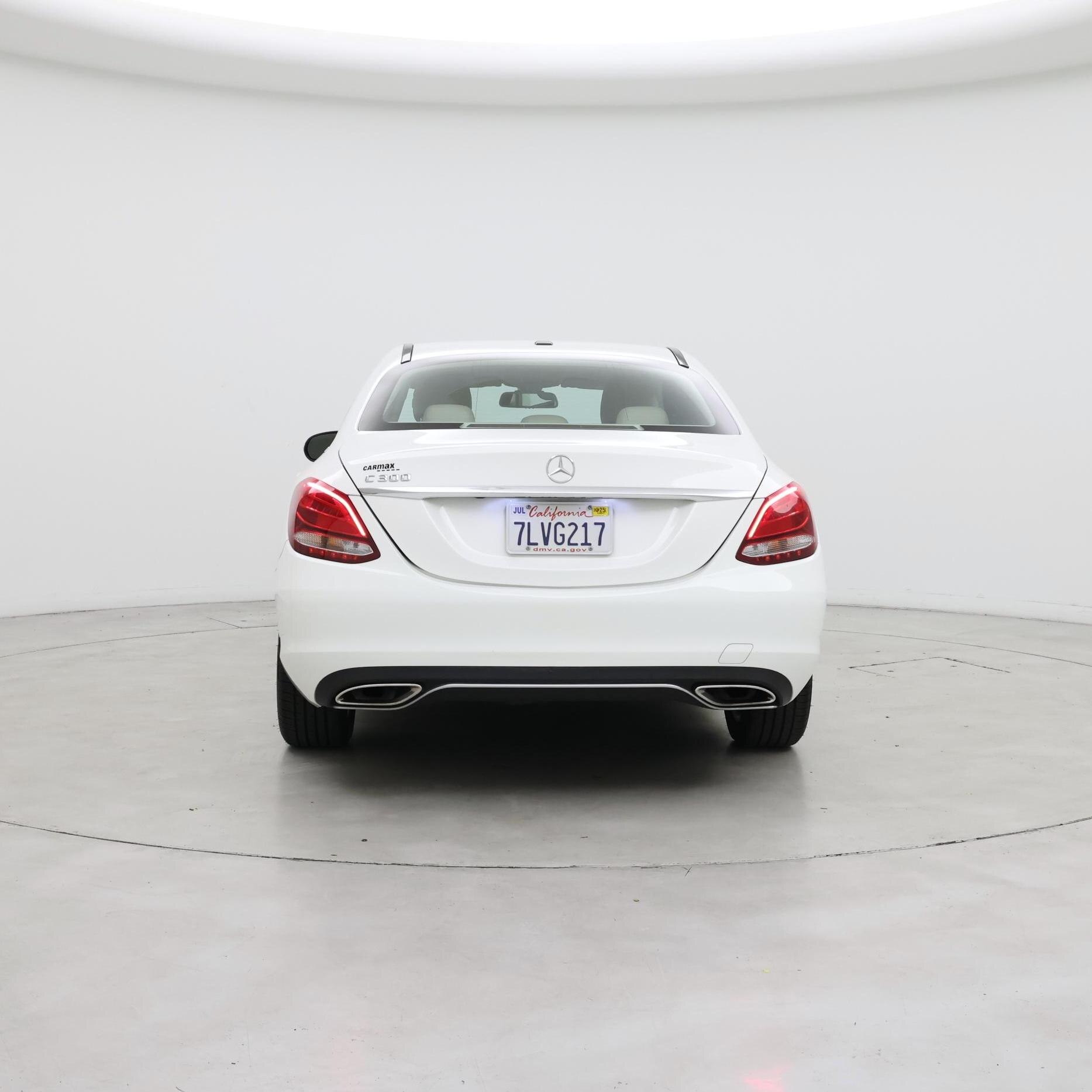 Thumbnail: 2015 Mercedes-Benz C-Class - 6