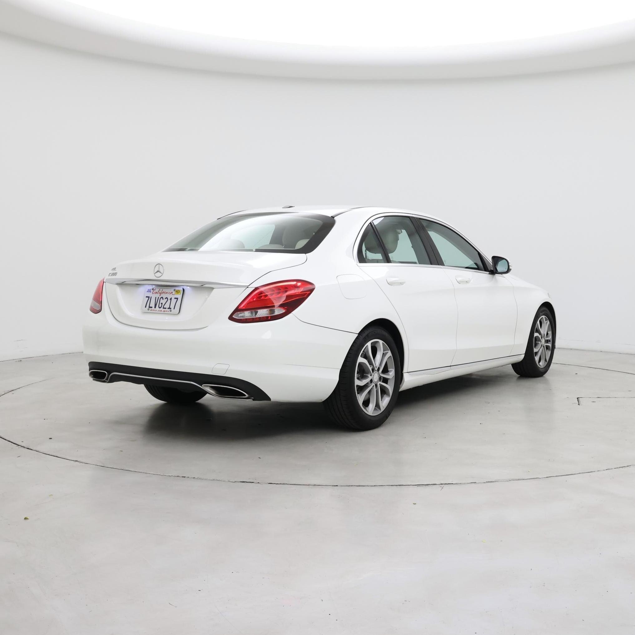 Thumbnail: 2015 Mercedes-Benz C-Class - 8