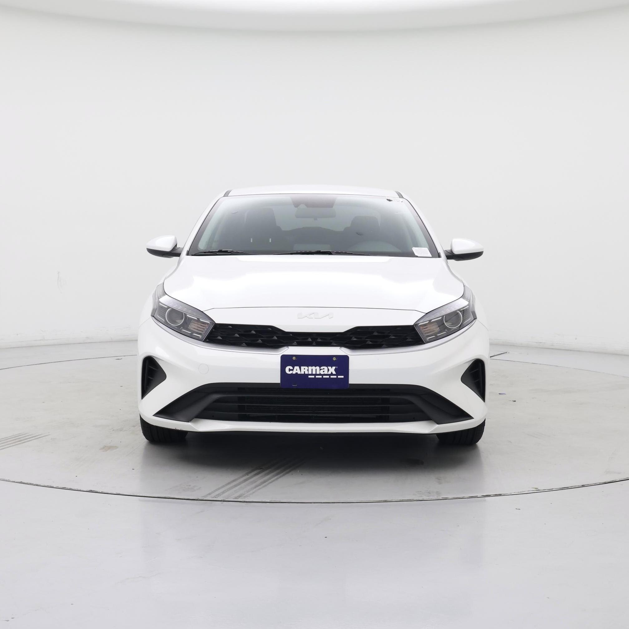 Thumbnail: 2023 Kia Forte - 5