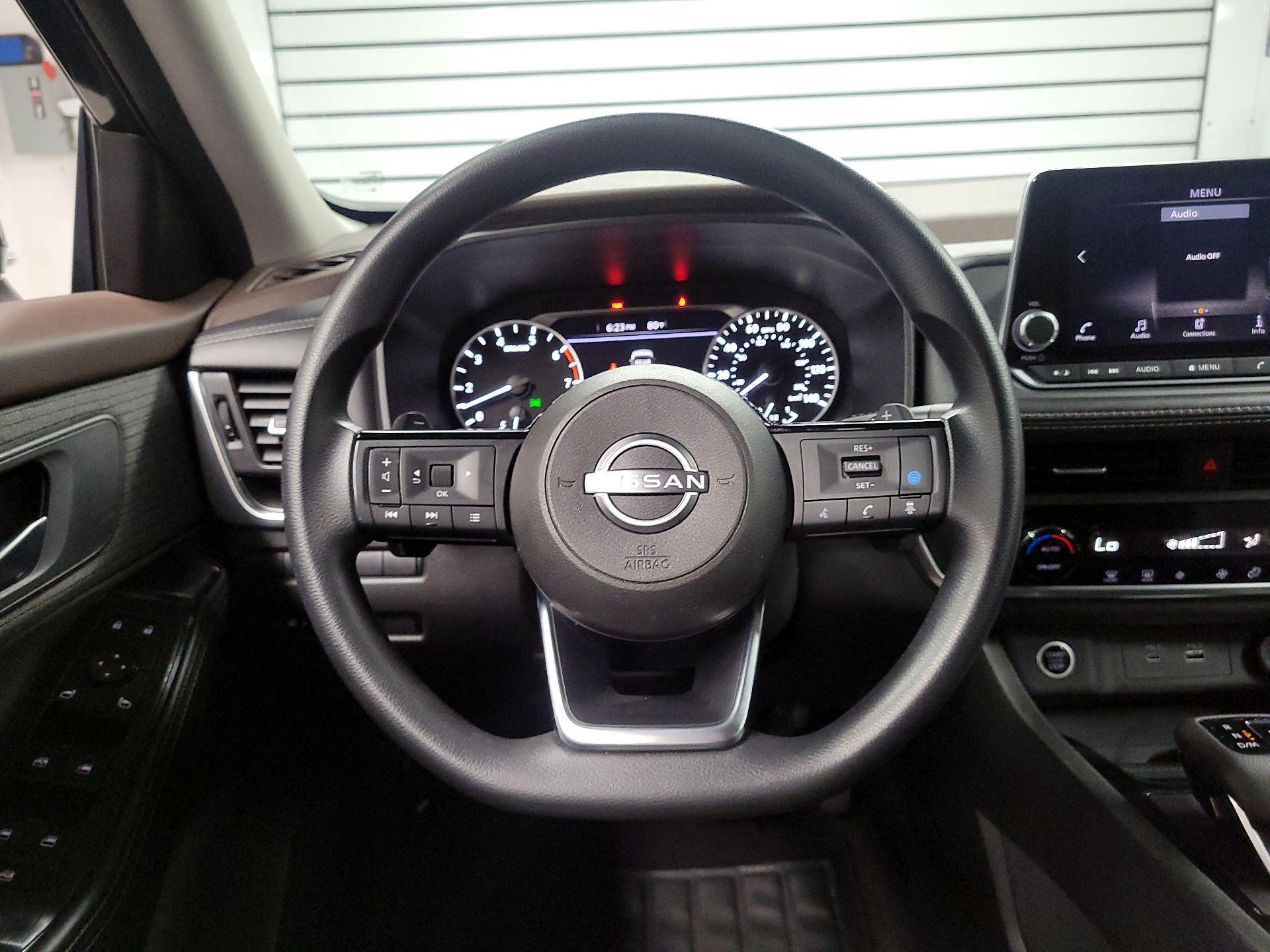 Thumbnail: 2023 Nissan Rogue - 10