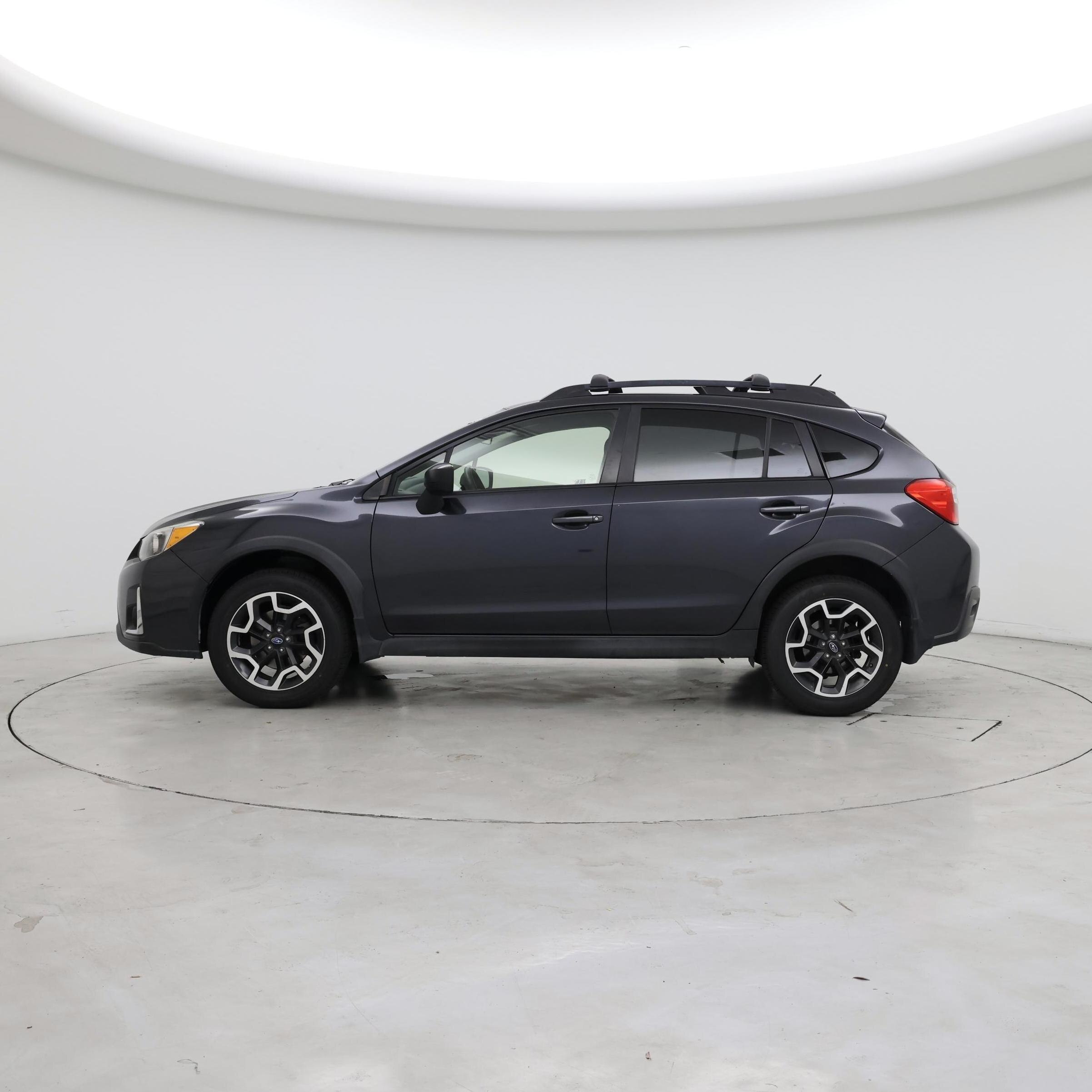 Thumbnail: 2016 Subaru XV Crosstrek - 3