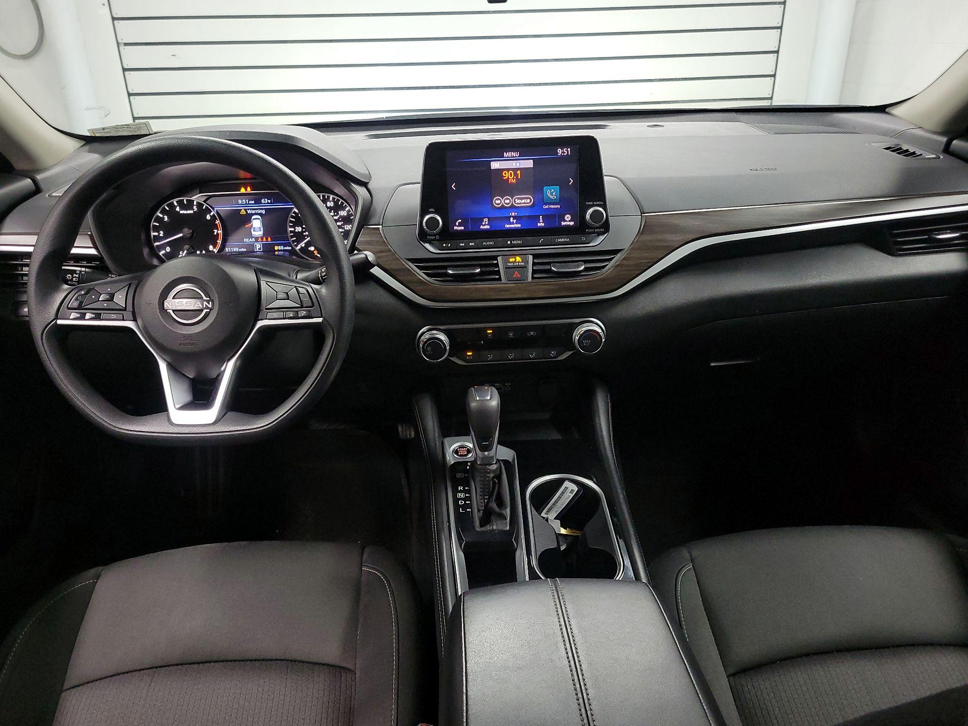 Thumbnail: 2023 Nissan Altima - 9