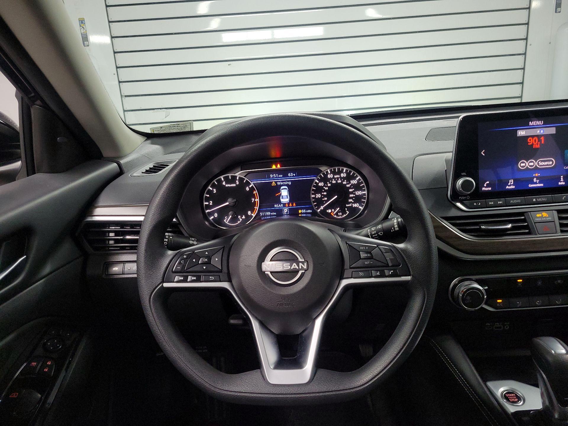 Thumbnail: 2023 Nissan Altima - 10