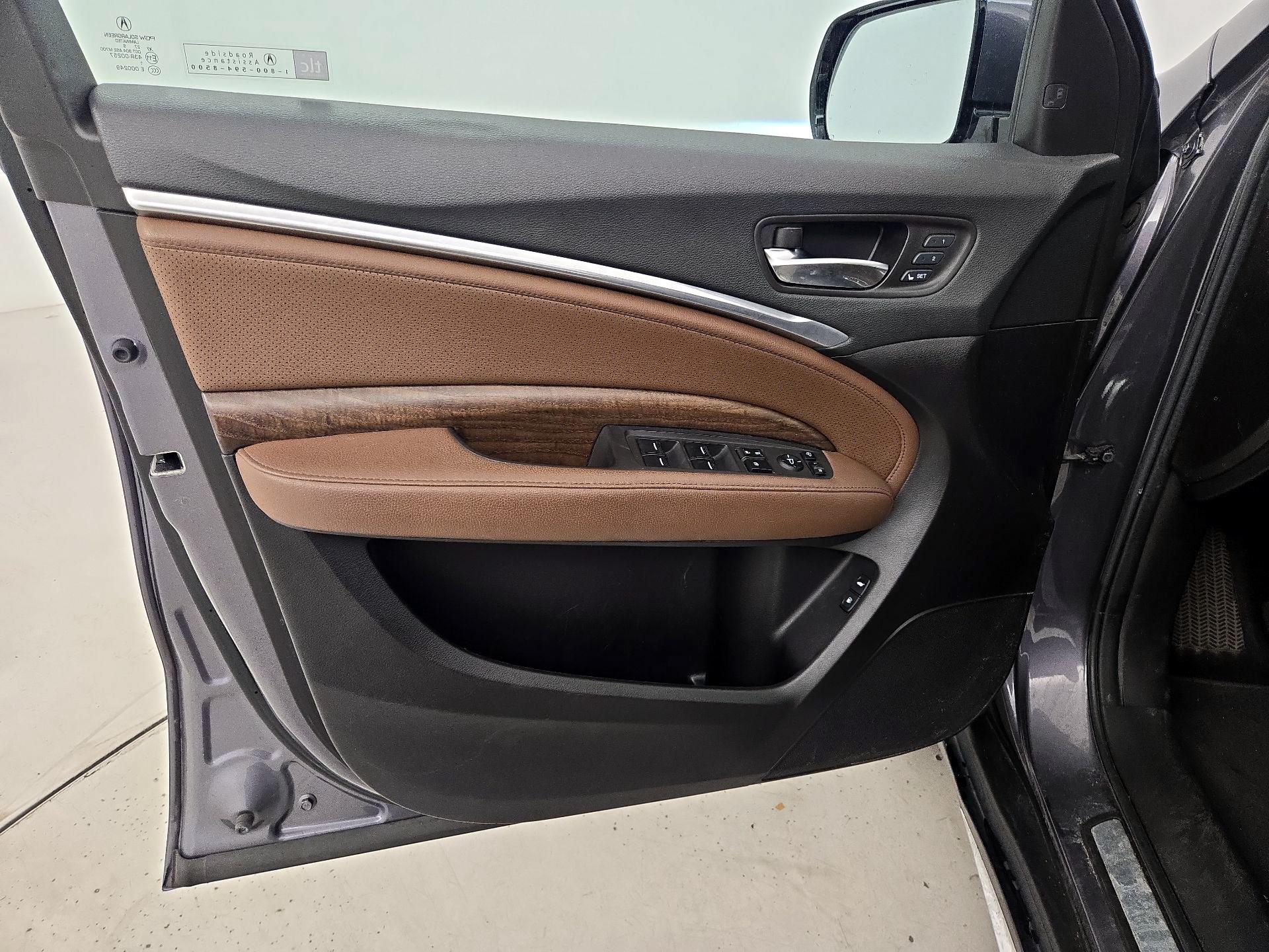 Thumbnail: 2019 Acura MDX - 12