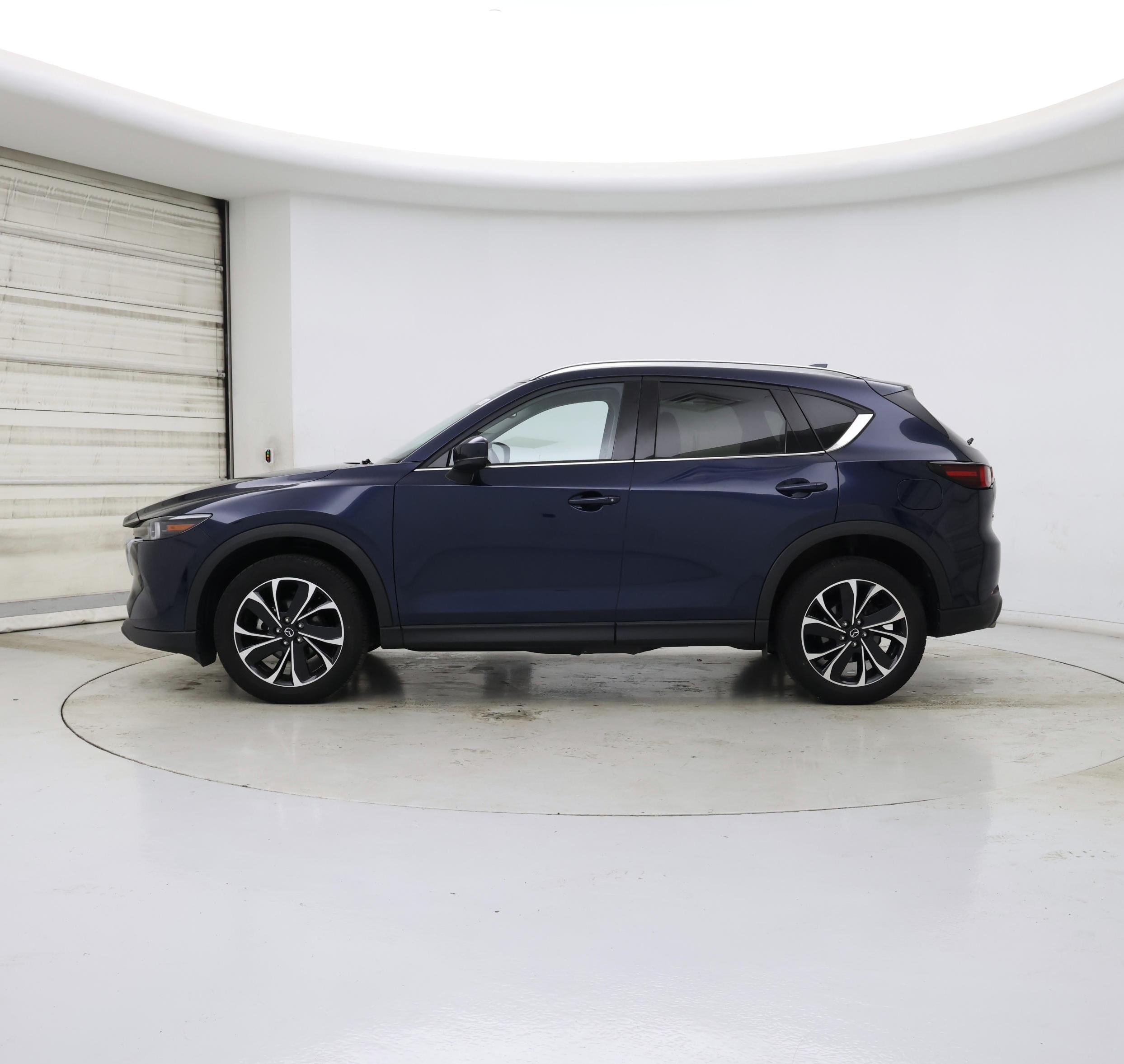 Thumbnail: 2022 Mazda CX-5 - 3