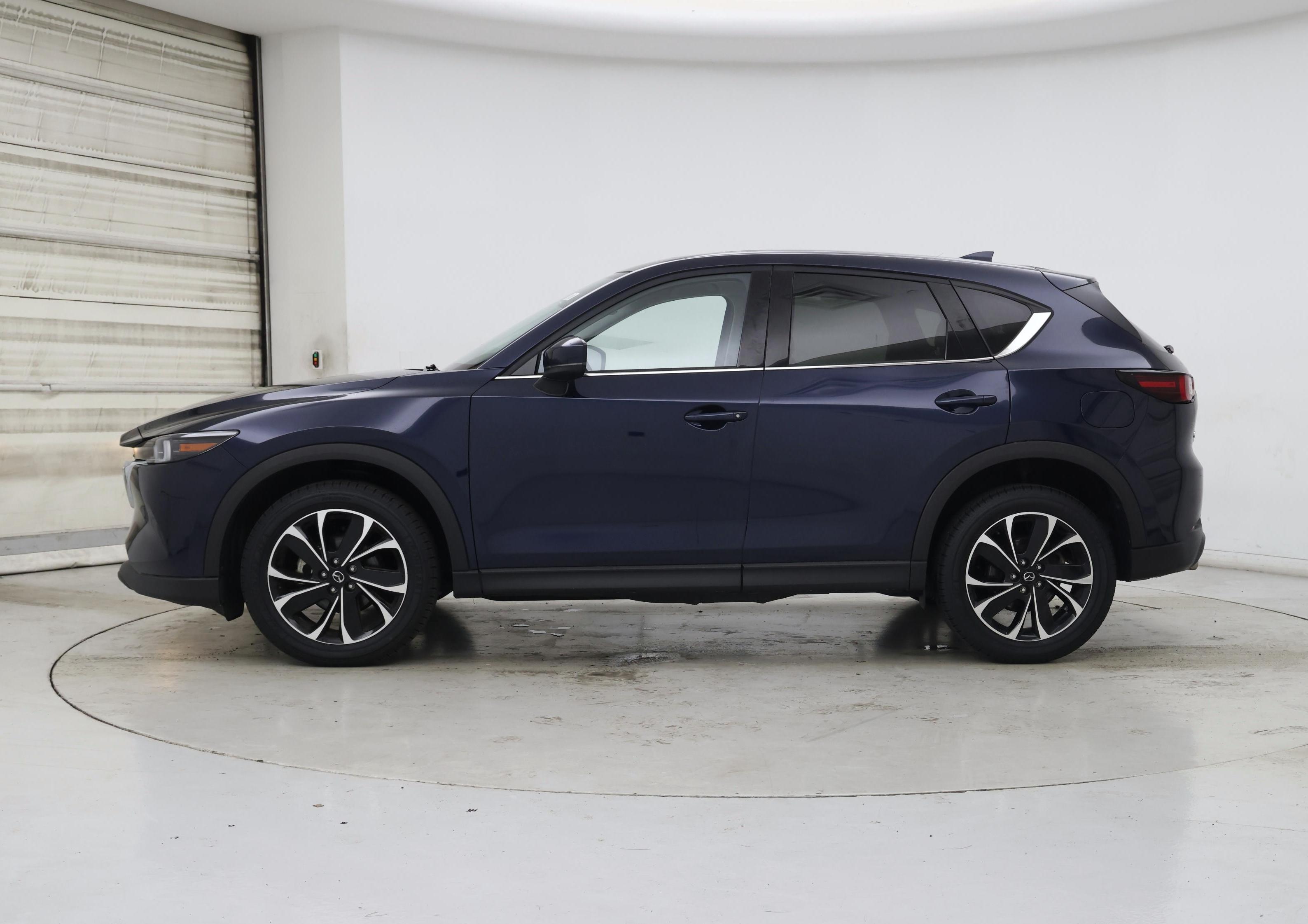 Thumbnail: 2022 Mazda CX-5 - 3