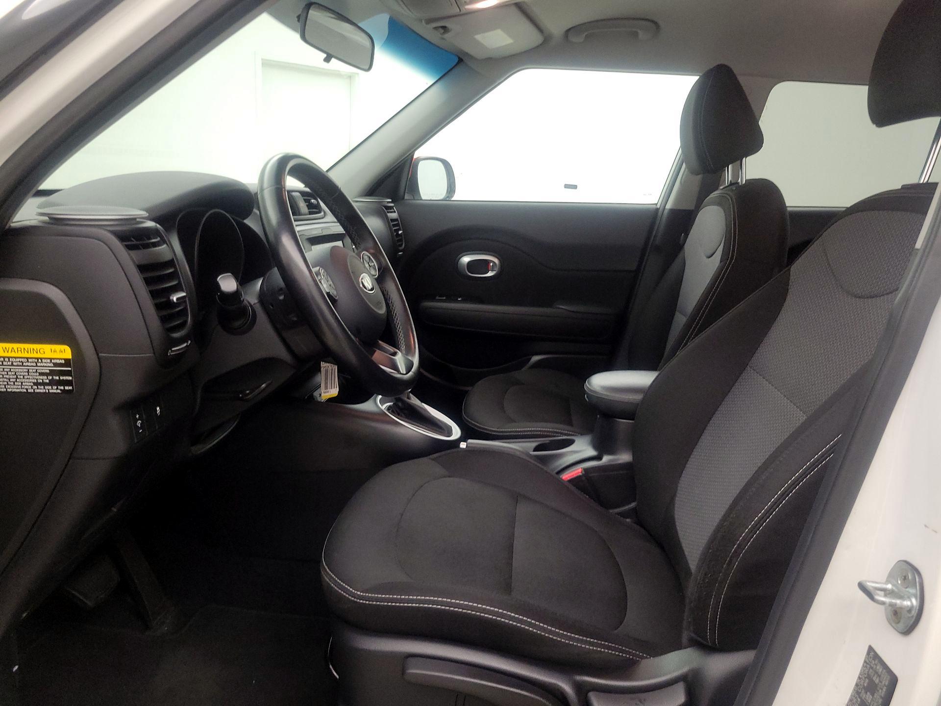 Thumbnail: 2019 Kia Soul - 11