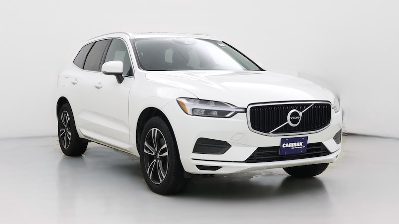 2019 Volvo XC60 T5 Momentum Hero Image