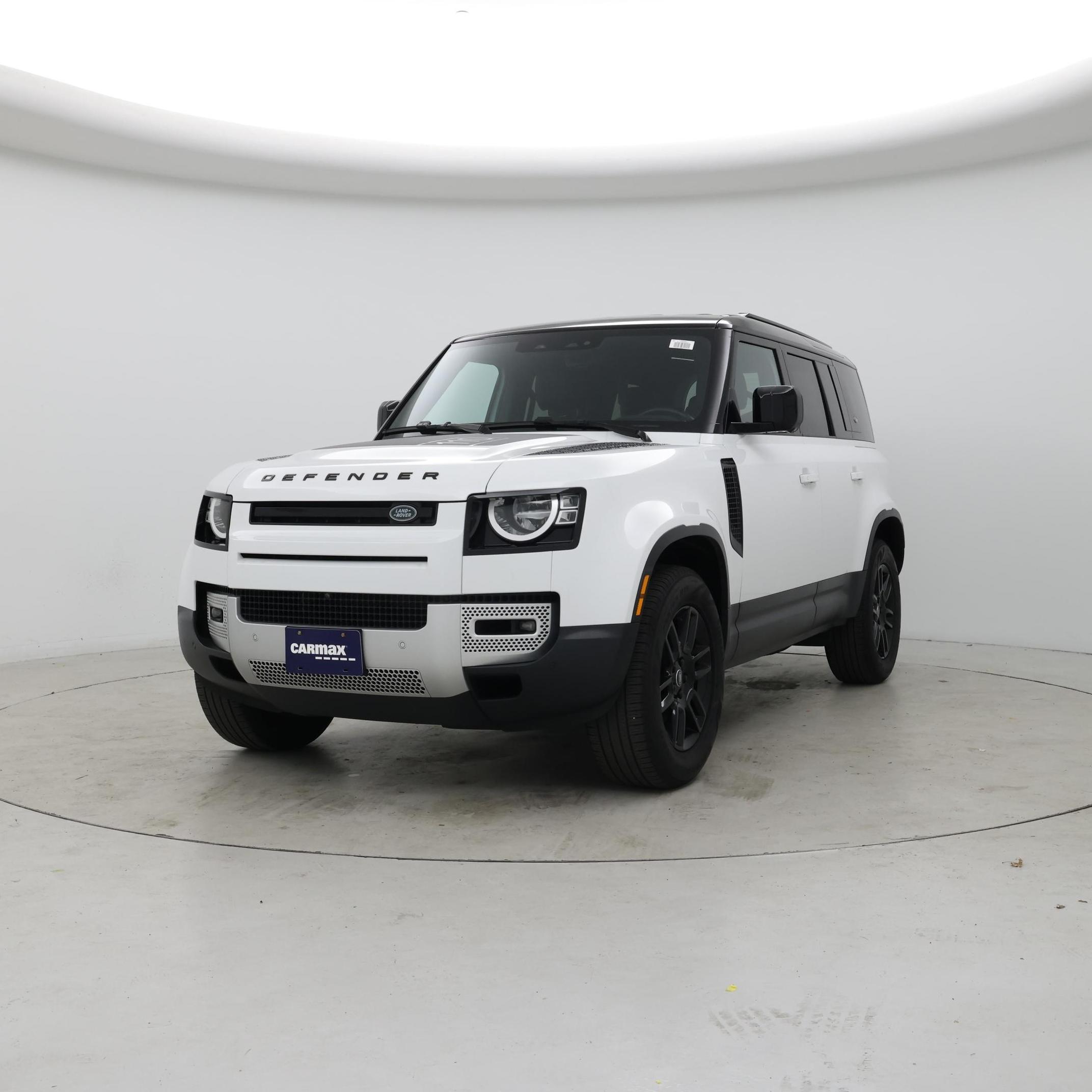 Thumbnail: 2023 Land Rover Defender - 4
