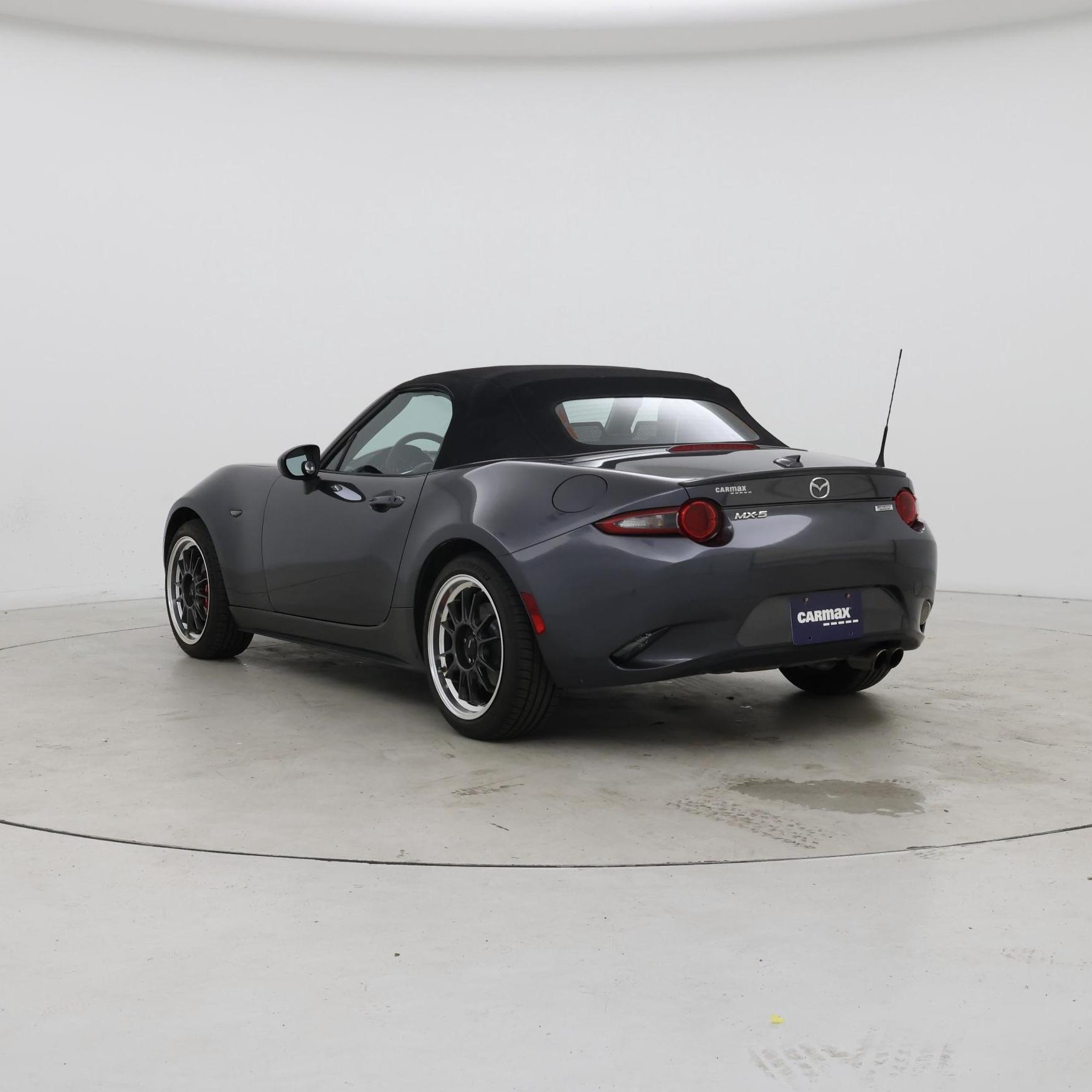 Thumbnail: 2016 Mazda MX-5 Miata - 2