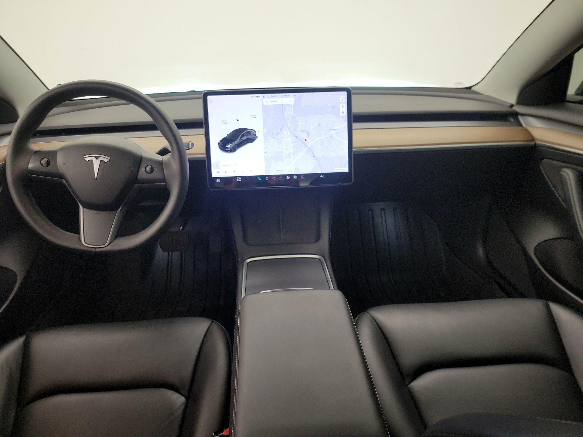 Thumbnail: 2022 Tesla Model 3 - 9