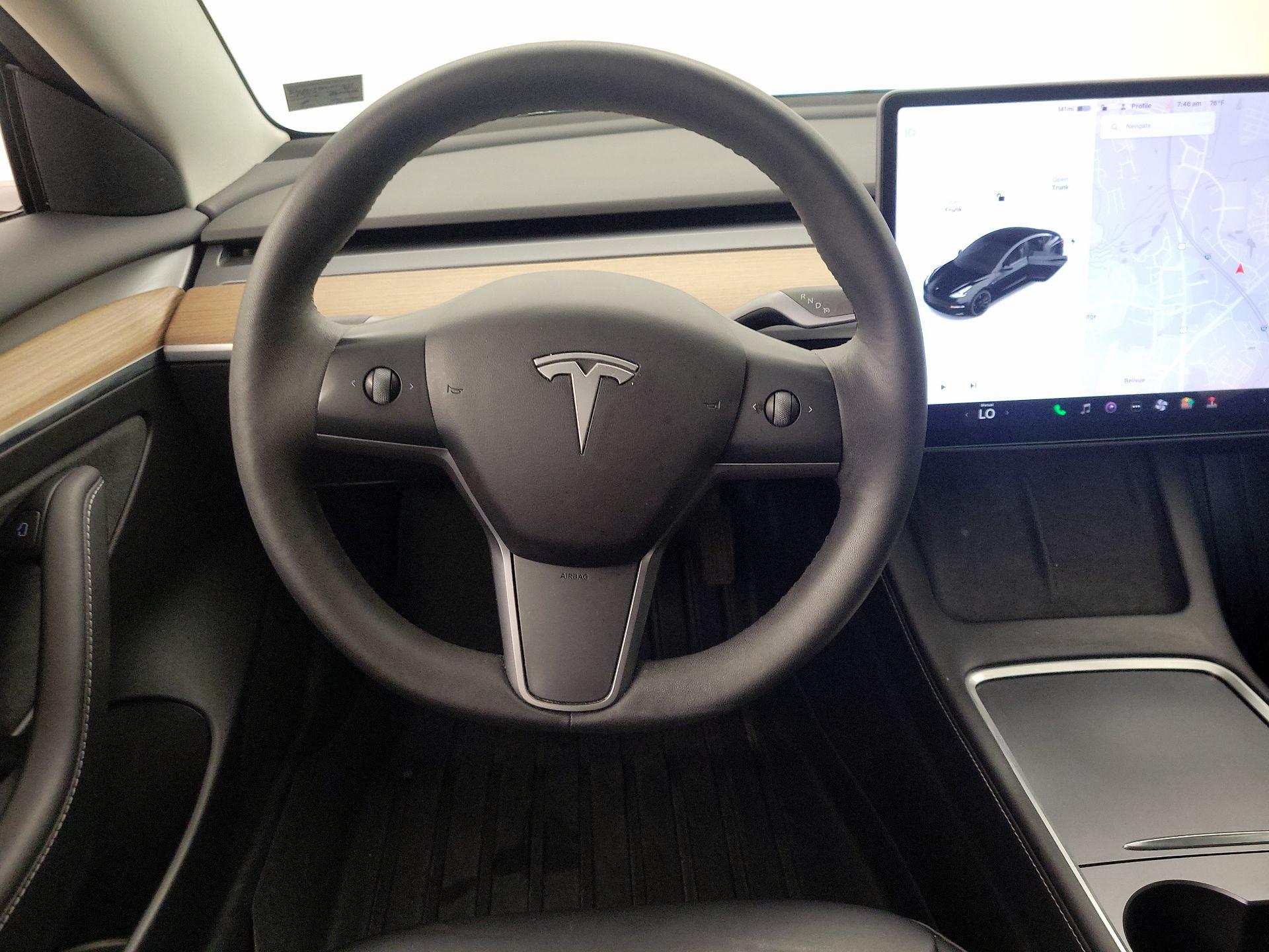 Thumbnail: 2022 Tesla Model 3 - 10