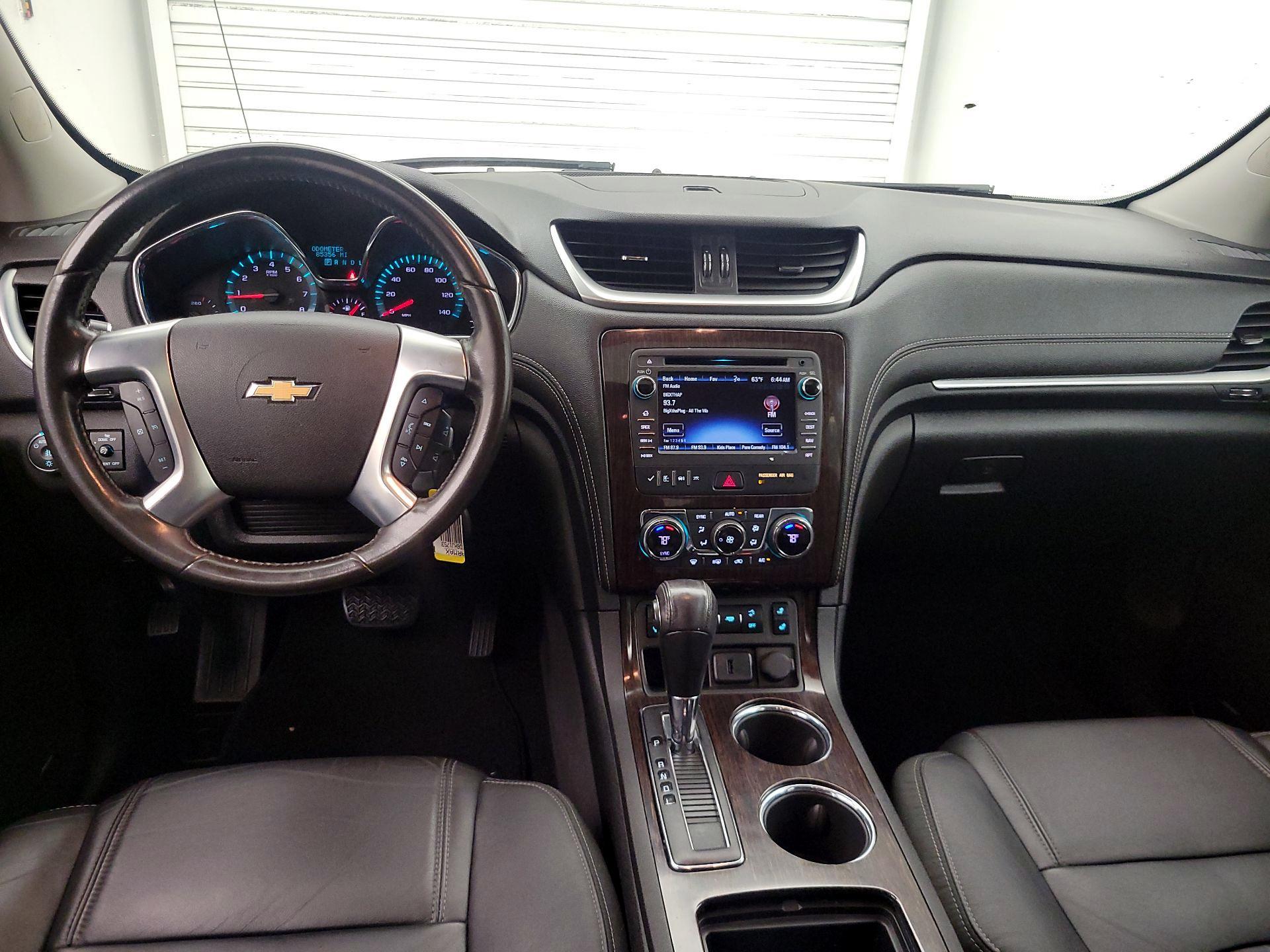 Thumbnail: 2017 Chevrolet Traverse - 9