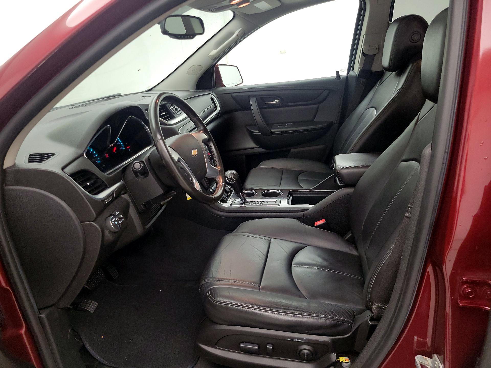 Thumbnail: 2017 Chevrolet Traverse - 11